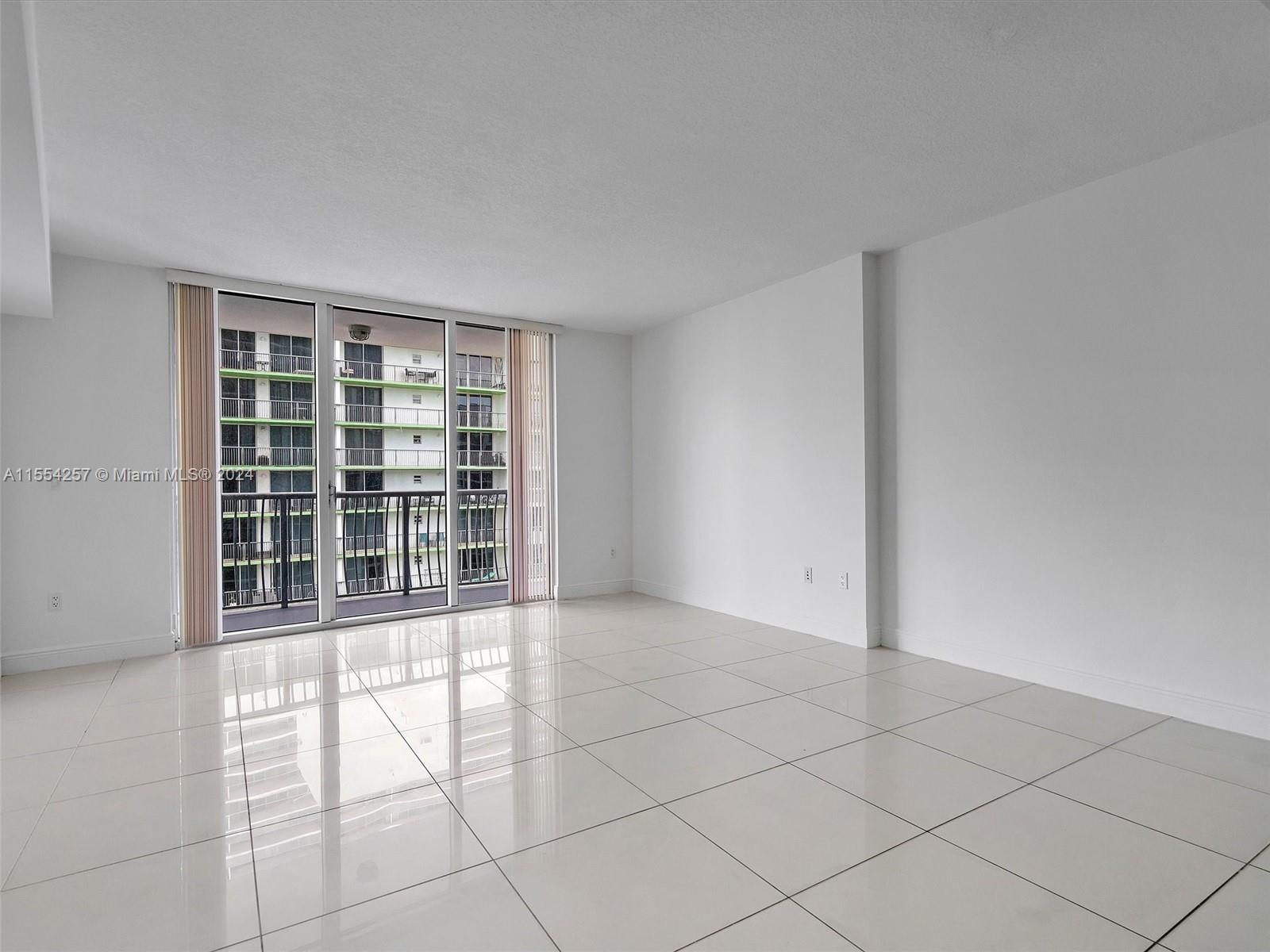 1750 N Bayshore Dr 3407, Miami, Florida 33132, ,1 BathroomBathrooms,Residential,For Sale,1750 N Bayshore Dr 3407,A11554257