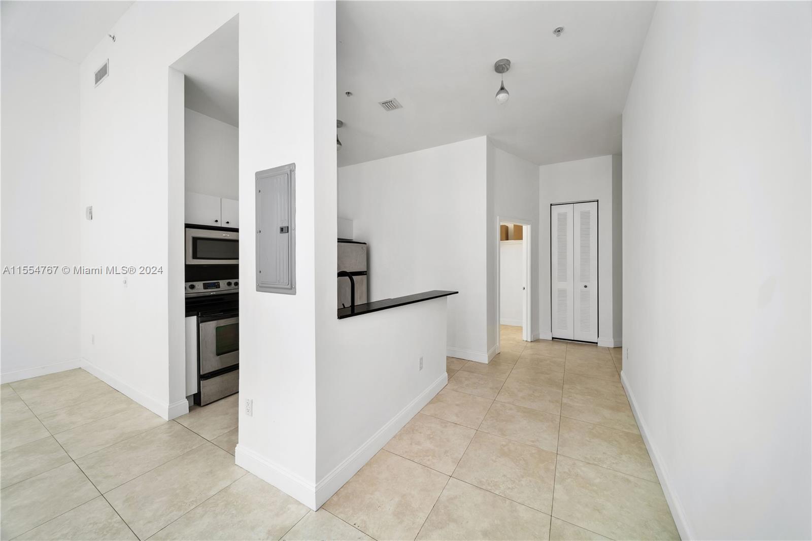 2200 NE 4th Ave 402, Miami, Florida 33137, 1 Bedroom Bedrooms, ,2 BathroomsBathrooms,Residential,For Sale,2200 NE 4th Ave 402,A11554767