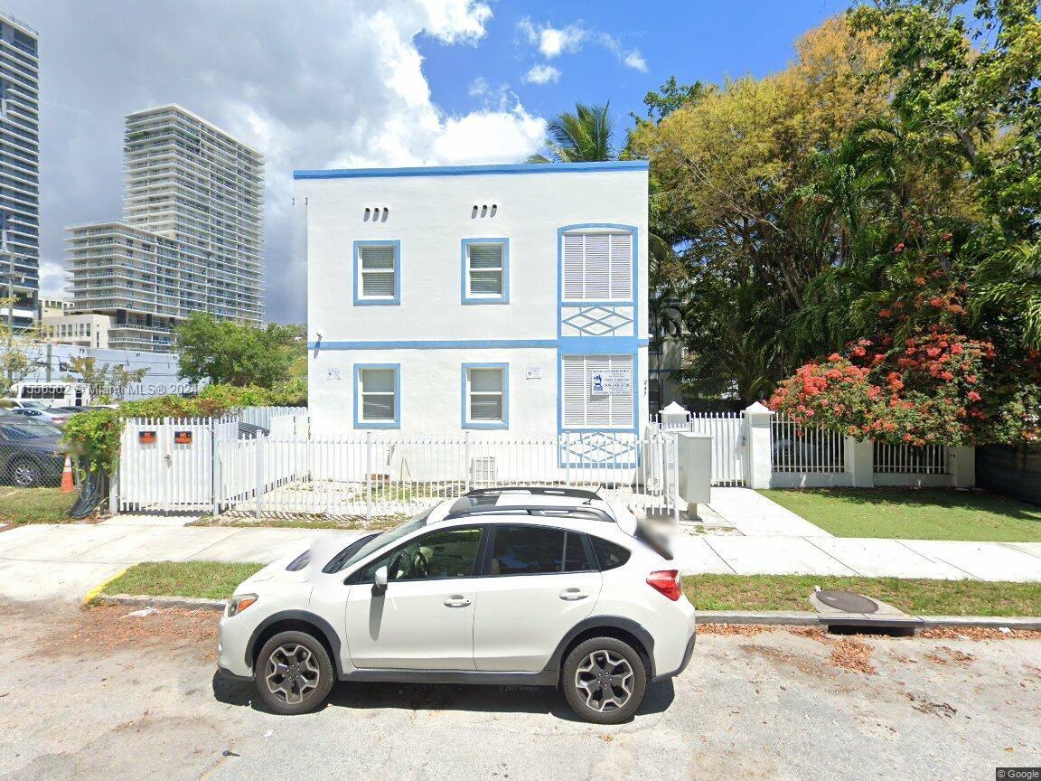 245  33 ST #206 For Sale A11556562, FL