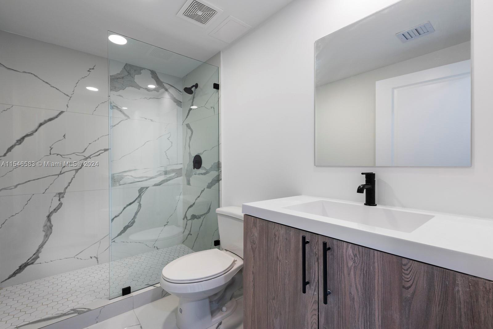 1384 NW 3 ST, Florida City, Florida 33034, 5 Bedrooms Bedrooms, ,3 BathroomsBathrooms,Residential,For Sale,1384 NW 3 ST,A11546583