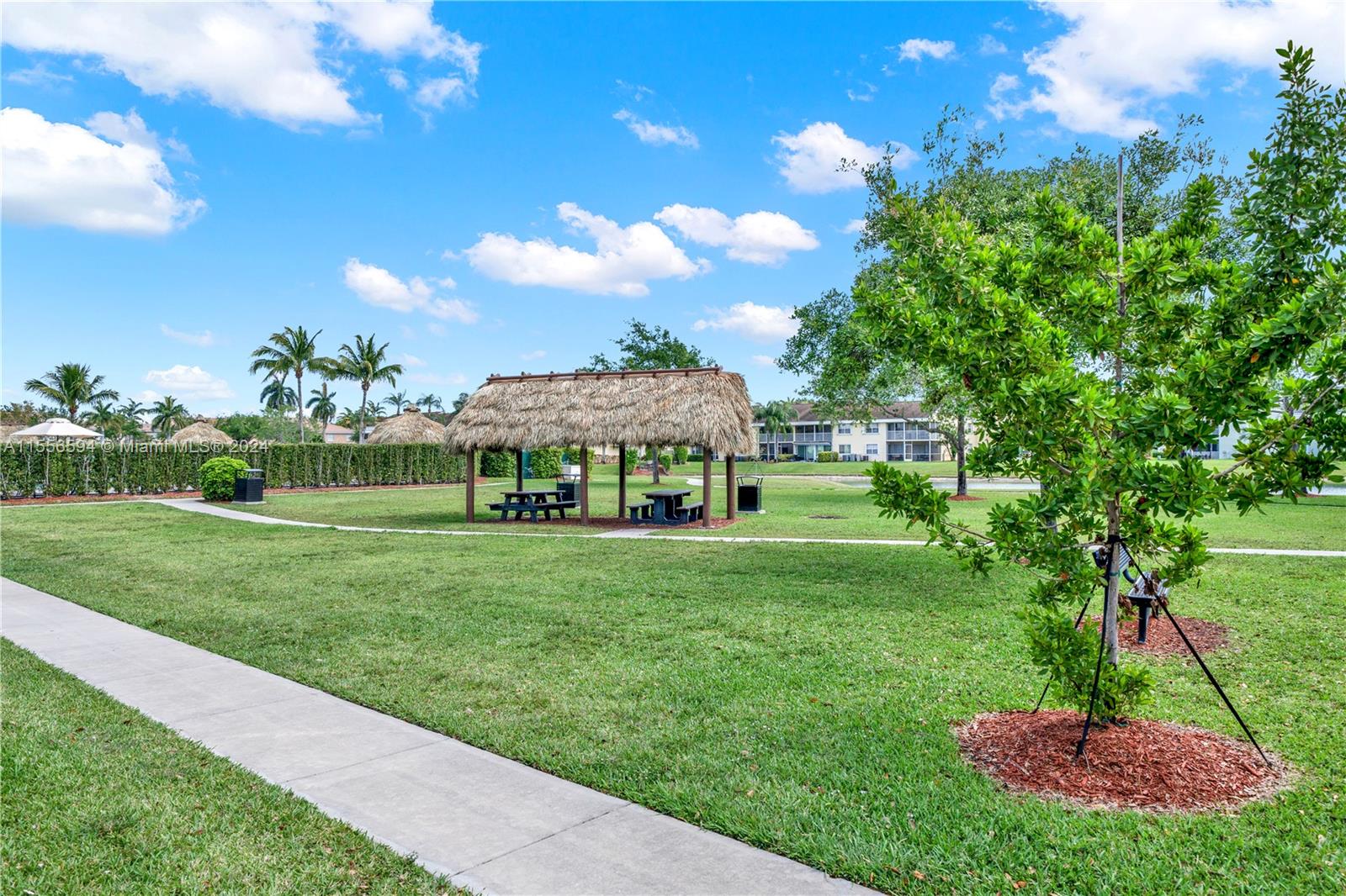 1950 SE 23rd Ter, Homestead, Florida 33035, 4 Bedrooms Bedrooms, ,3 BathroomsBathrooms,Residential,For Sale,1950 SE 23rd Ter,A11556594