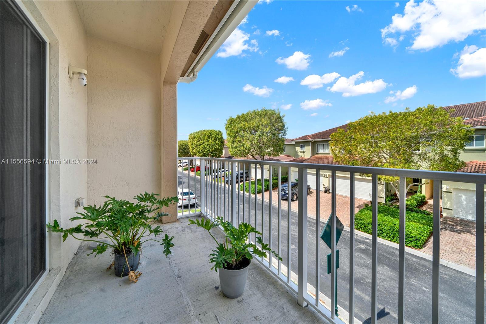 1950 SE 23rd Ter, Homestead, Florida 33035, 4 Bedrooms Bedrooms, ,3 BathroomsBathrooms,Residential,For Sale,1950 SE 23rd Ter,A11556594