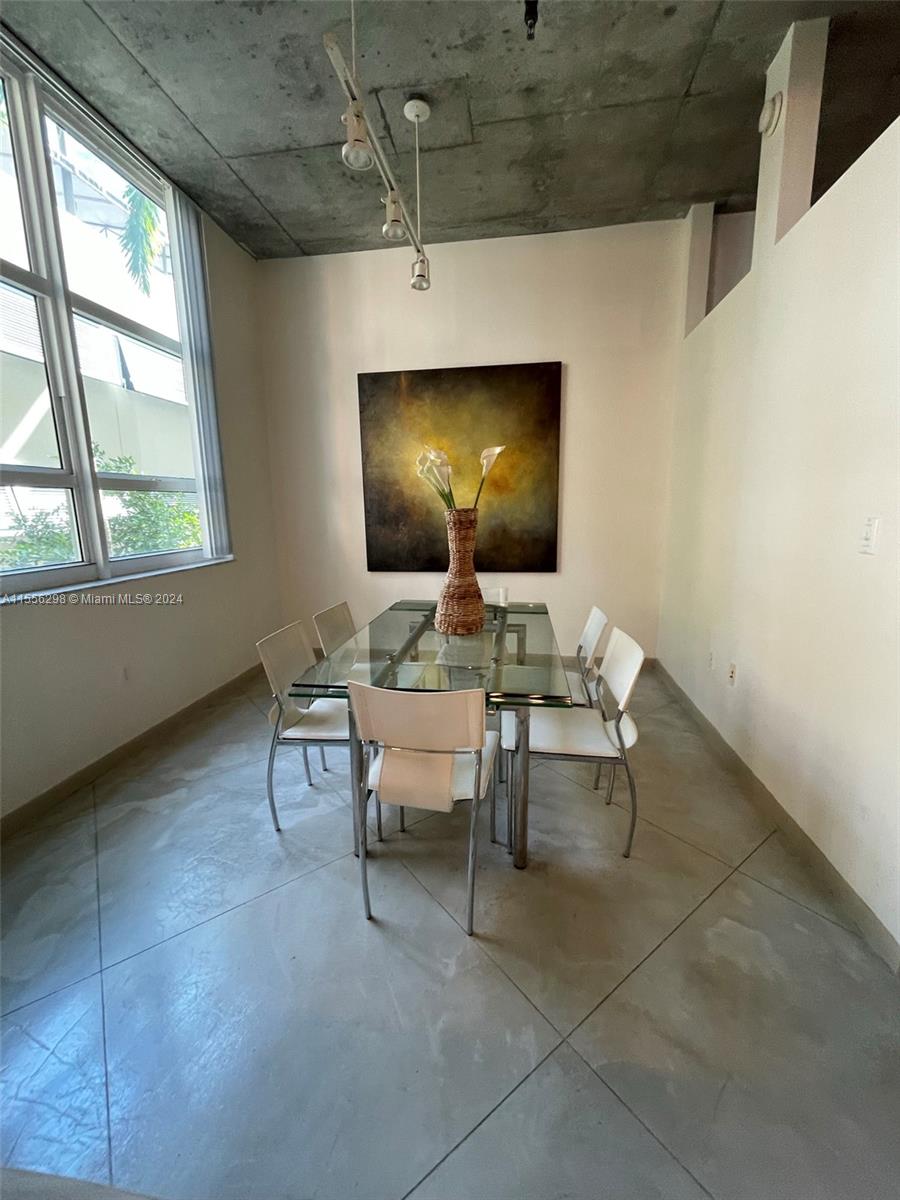 2001 BISCAYNE BL 2217, Miami, Florida 33132, 2 Bedrooms Bedrooms, ,2 BathroomsBathrooms,Residential,For Sale,2001 BISCAYNE BL 2217,A11556298