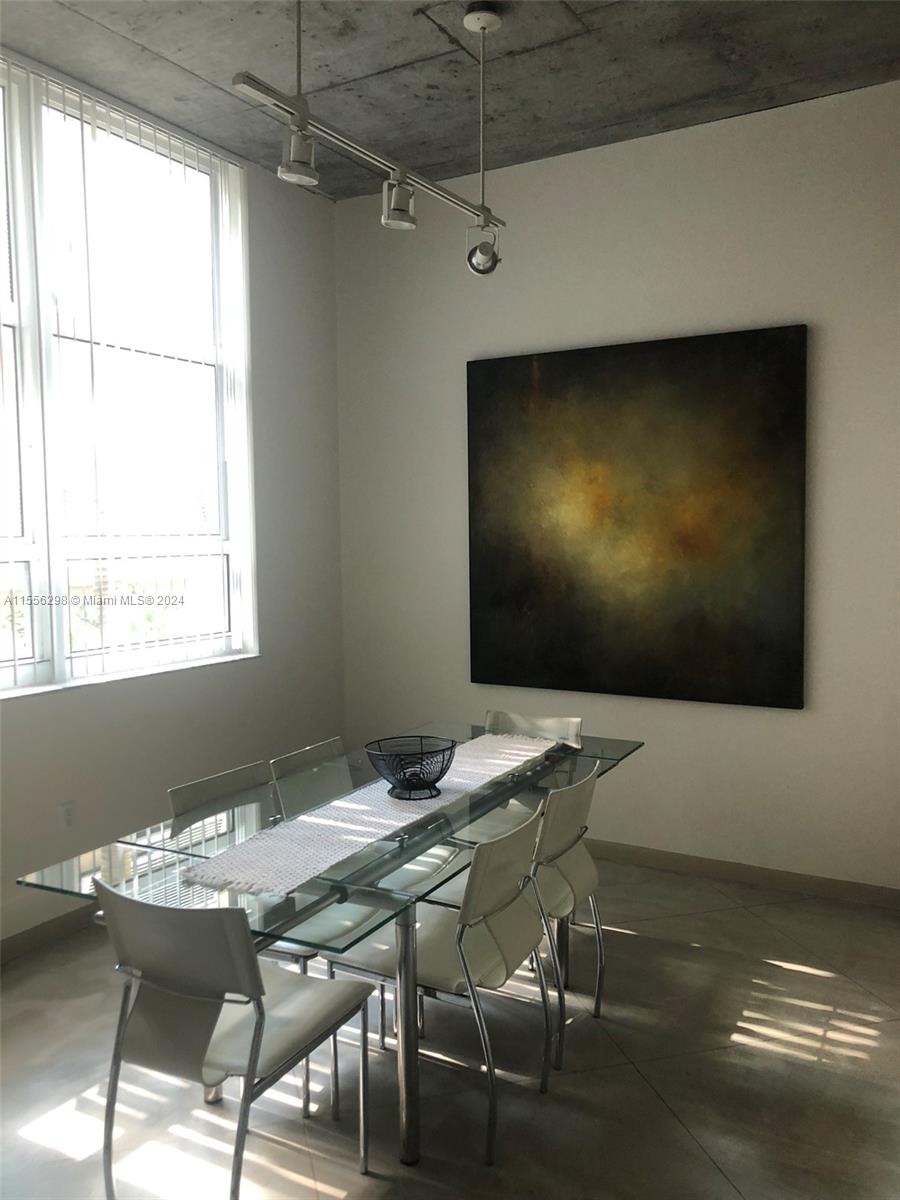 2001 BISCAYNE BL 2217, Miami, Florida 33132, 2 Bedrooms Bedrooms, ,2 BathroomsBathrooms,Residential,For Sale,2001 BISCAYNE BL 2217,A11556298