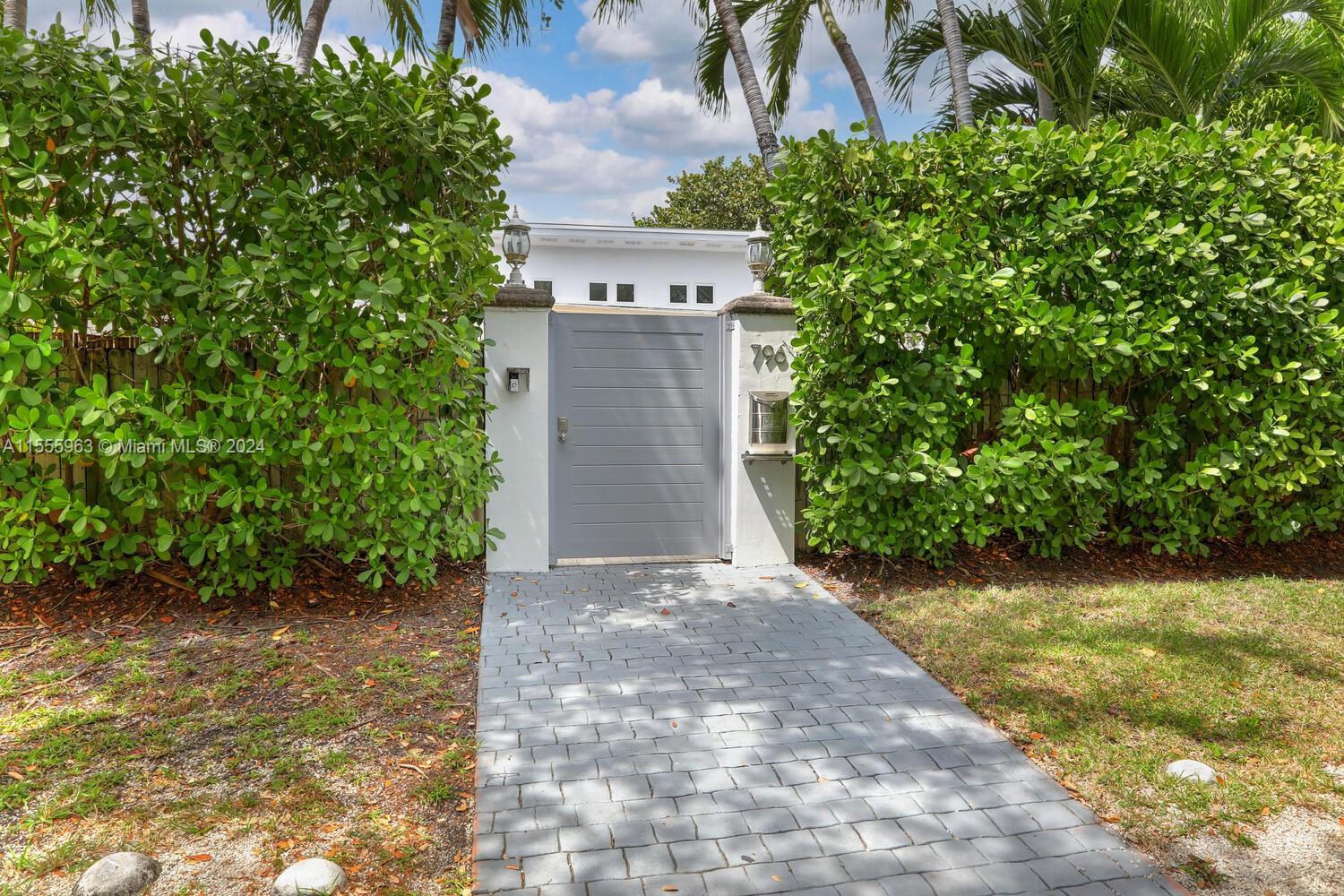 Desirable corner property in Key Biscayne.  (West Mashta and Glenridge Rd)  4 Bedrooms and 3.5 bathrooms plus office and storage room.  Separate cabana and salt water system pool.  Unique and remodeled beautifully.  Impact windows and doors, electric curtains, filtered water house system, yard sprinklers, sound system, vivint alarm system.  Easy to show.  Please 24 hour notification.