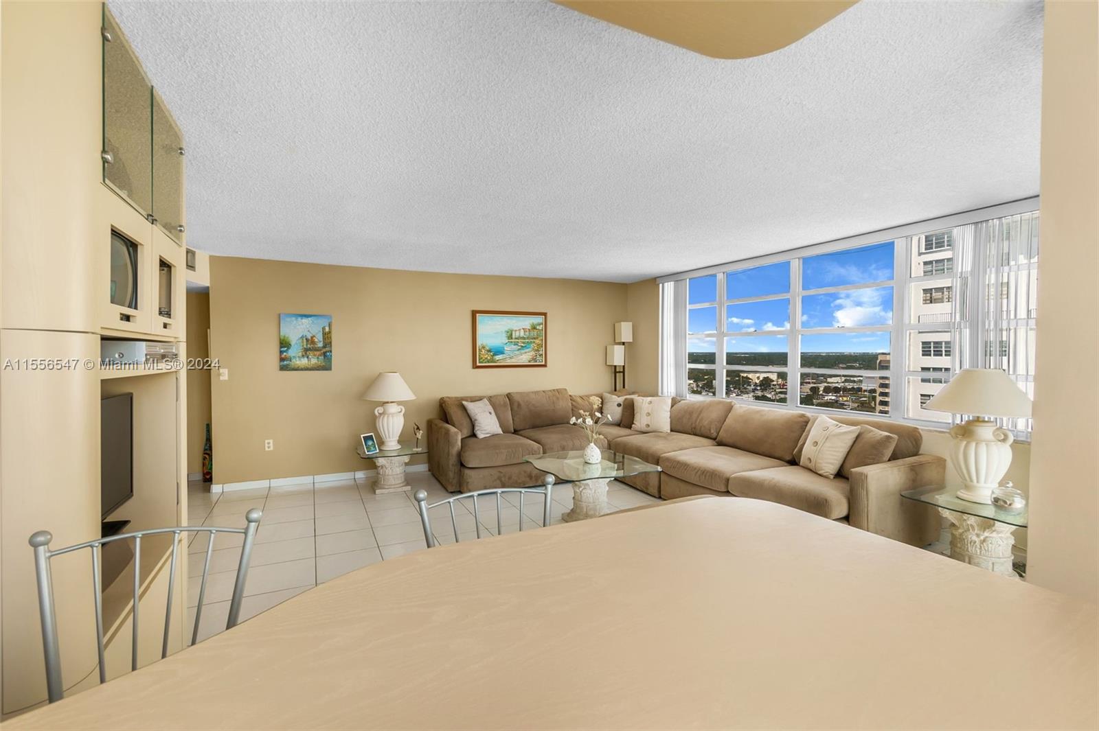 2750 NE 183rd St 1709, Aventura, Florida 33160, 2 Bedrooms Bedrooms, ,2 BathroomsBathrooms,Residential,For Sale,2750 NE 183rd St 1709,A11556547