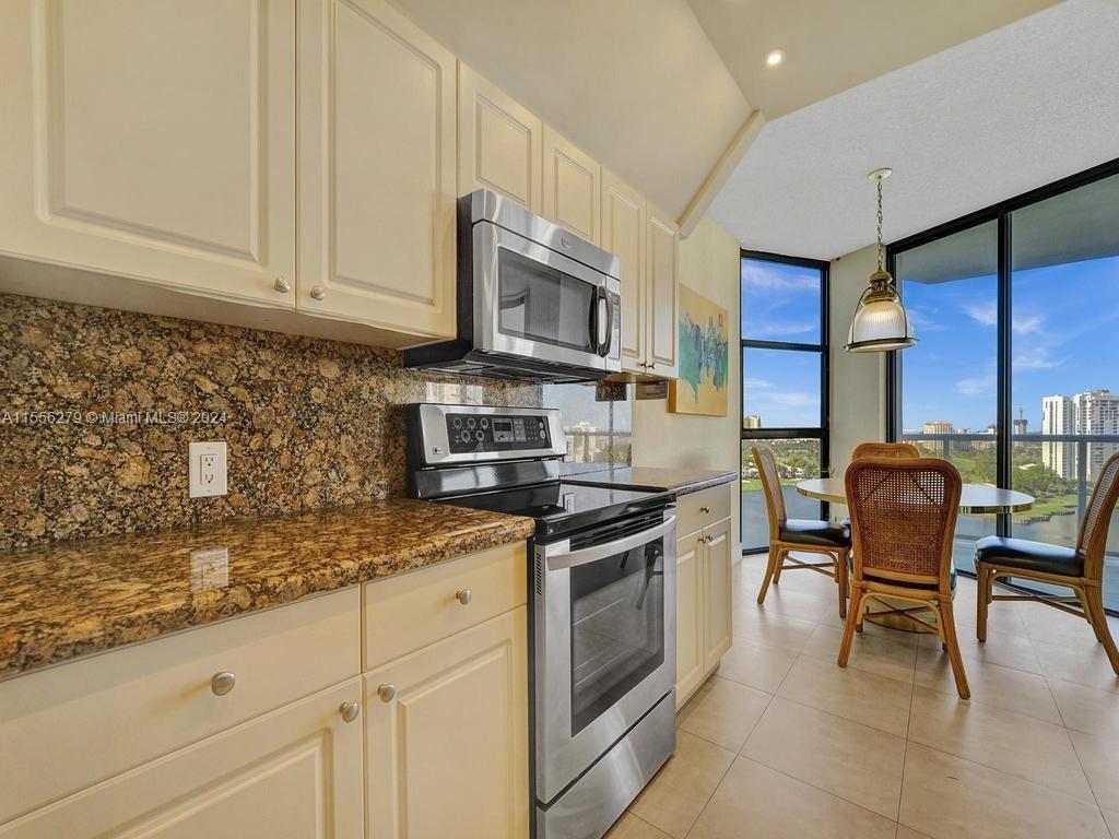 20281 E Country Club Dr 1609, Aventura, Florida 33180, 2 Bedrooms Bedrooms, ,2 BathroomsBathrooms,Residential,For Sale,20281 E Country Club Dr 1609,A11556279