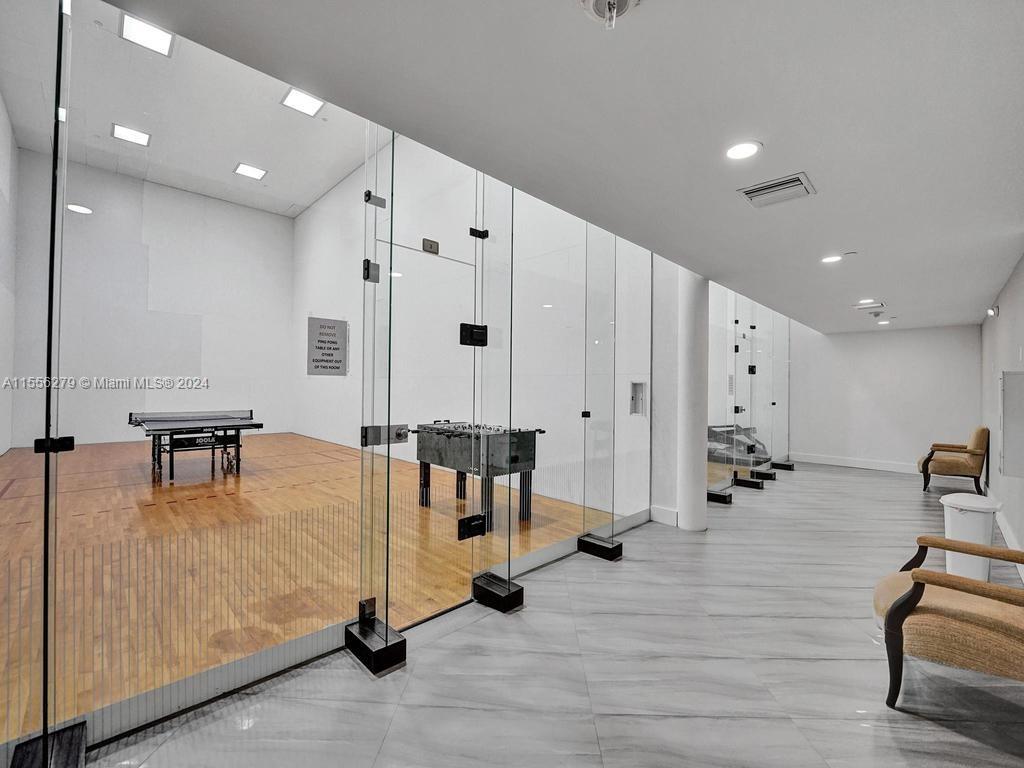 20281 E Country Club Dr 1609, Aventura, Florida 33180, 2 Bedrooms Bedrooms, ,2 BathroomsBathrooms,Residential,For Sale,20281 E Country Club Dr 1609,A11556279