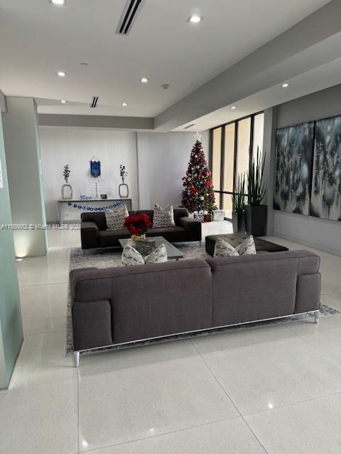 20379 W Country Club Dr 132, Aventura, Florida 33180, 2 Bedrooms Bedrooms, ,2 BathroomsBathrooms,Residential,For Sale,20379 W Country Club Dr 132,A11556652