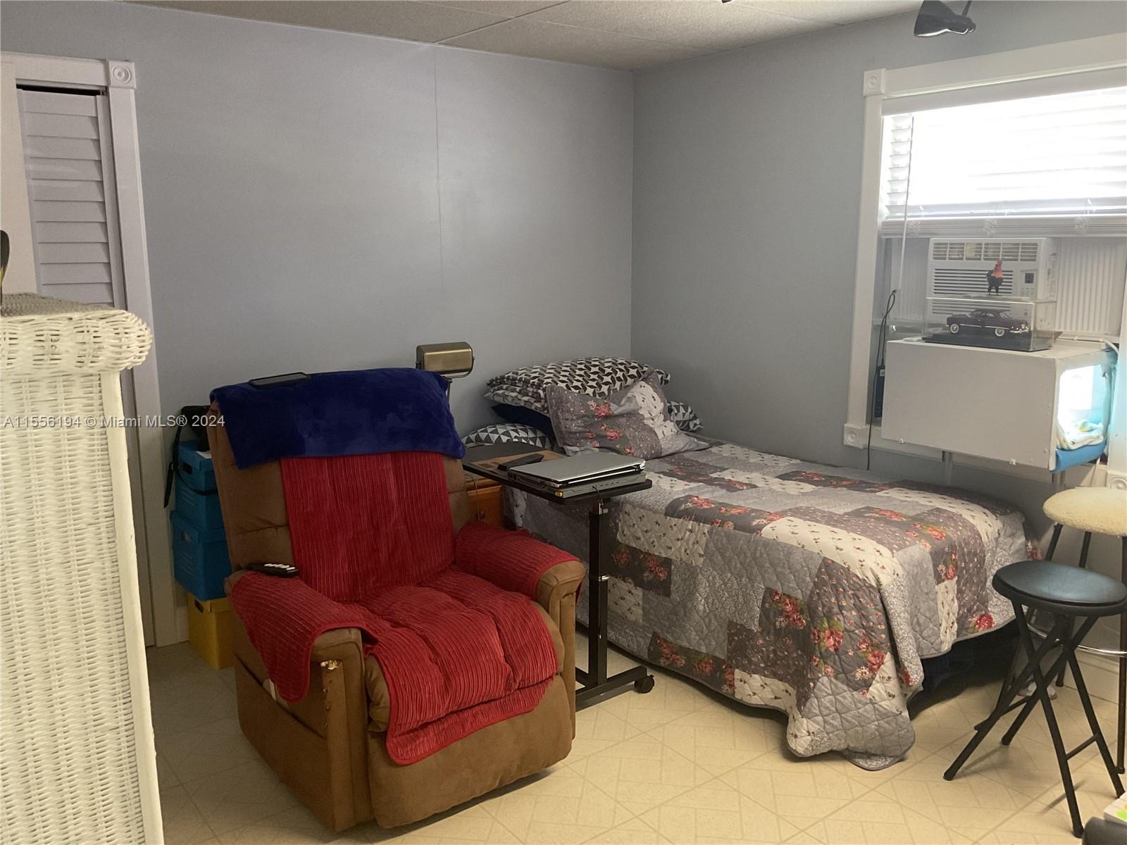 250 SW 12th St, Dania Beach, Florida 33004, 2 Bedrooms Bedrooms, ,1 BathroomBathrooms,Residential,For Sale,250 SW 12th St,A11556194