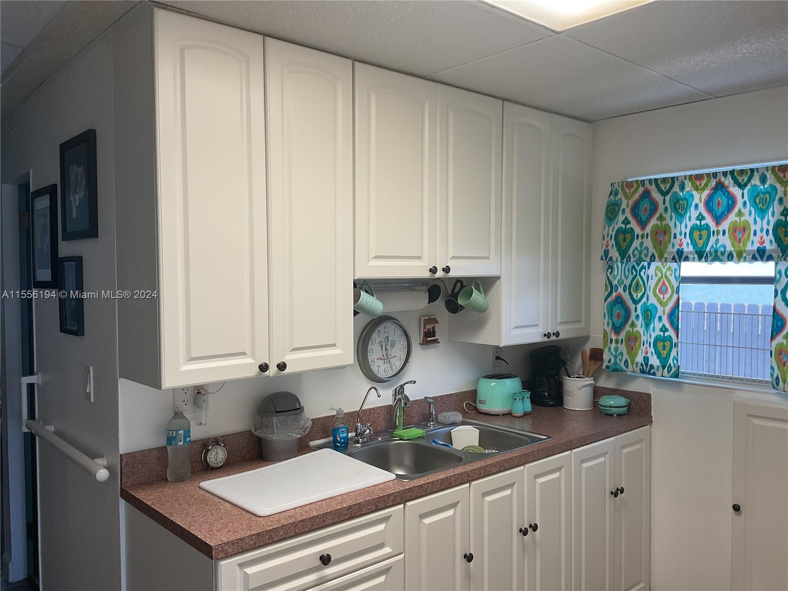 250 SW 12th St, Dania Beach, Florida 33004, 2 Bedrooms Bedrooms, ,1 BathroomBathrooms,Residential,For Sale,250 SW 12th St,A11556194