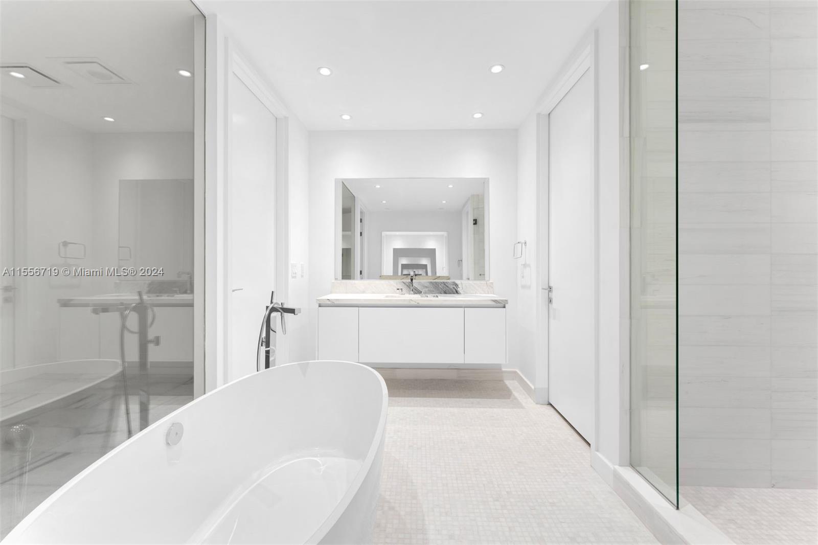 700 NE 26th Terrace 3402, Miami, Florida 33137, 2 Bedrooms Bedrooms, ,4 BathroomsBathrooms,Residential,For Sale,700 NE 26th Terrace 3402,A11556719