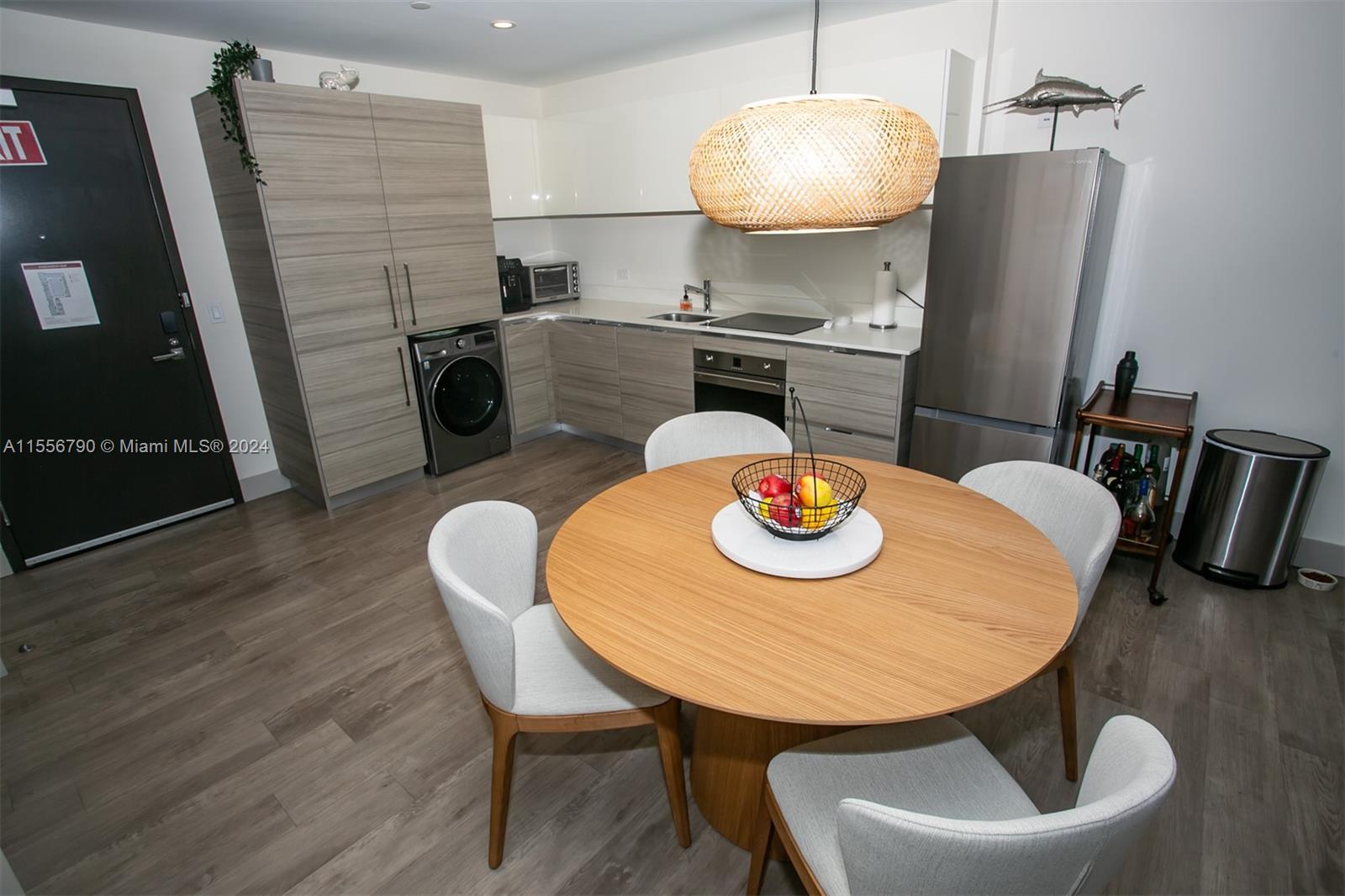 777 N Ocean Dr N609, Hollywood, Florida 33019, 2 Bedrooms Bedrooms, ,1 BathroomBathrooms,Residential,For Sale,777 N Ocean Dr N609,A11556790