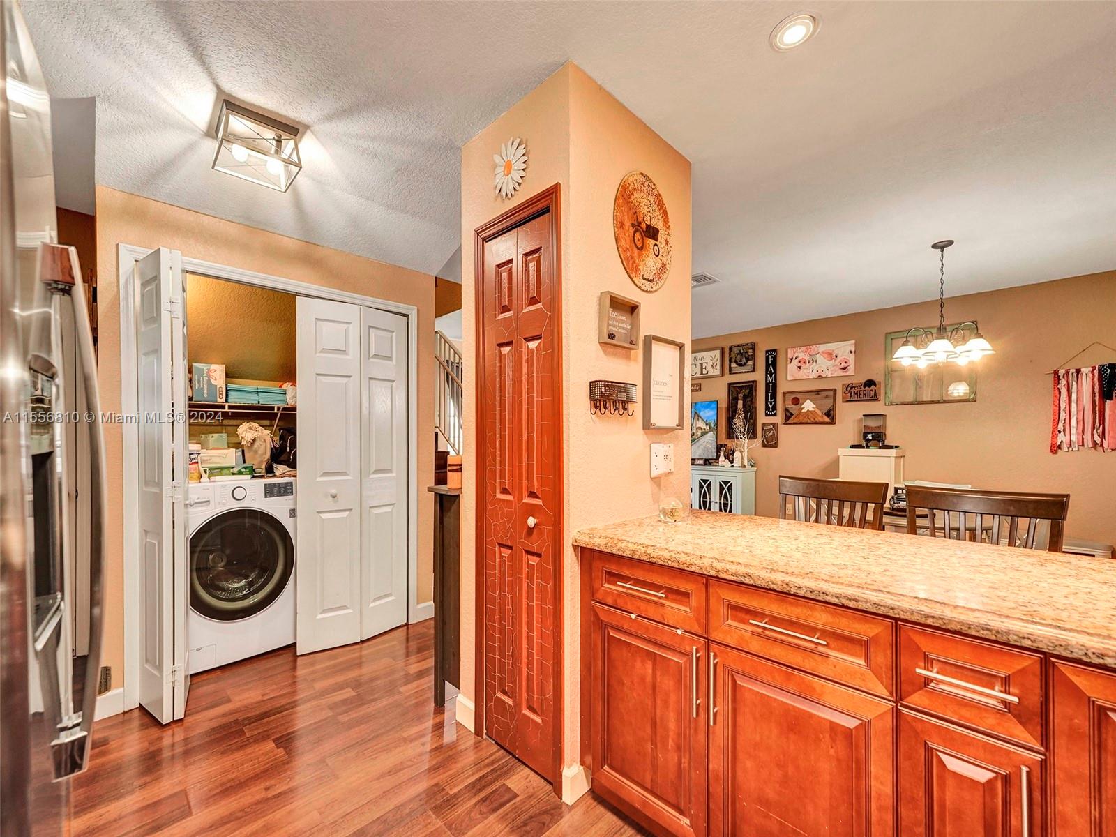 6761 NW 182nd St 101, Hialeah, Florida 33015, 3 Bedrooms Bedrooms, ,2 BathroomsBathrooms,Residential,For Sale,6761 NW 182nd St 101,A11556810