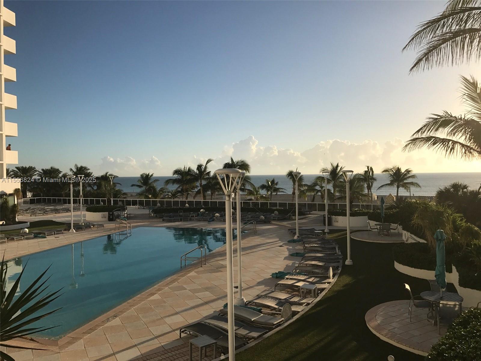 100 Lincoln Rd 1126, Miami Beach, Florida 33139, 1 Bedroom Bedrooms, ,1 BathroomBathrooms,Residentiallease,For Rent,100 Lincoln Rd 1126,A11556824