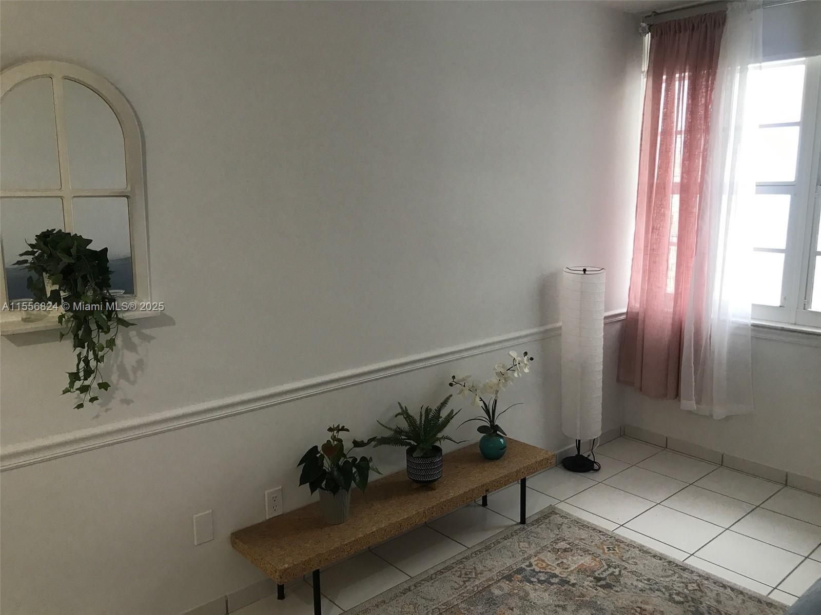100 Lincoln Rd 1126, Miami Beach, Florida 33139, 1 Bedroom Bedrooms, ,1 BathroomBathrooms,Residentiallease,For Rent,100 Lincoln Rd 1126,A11556824