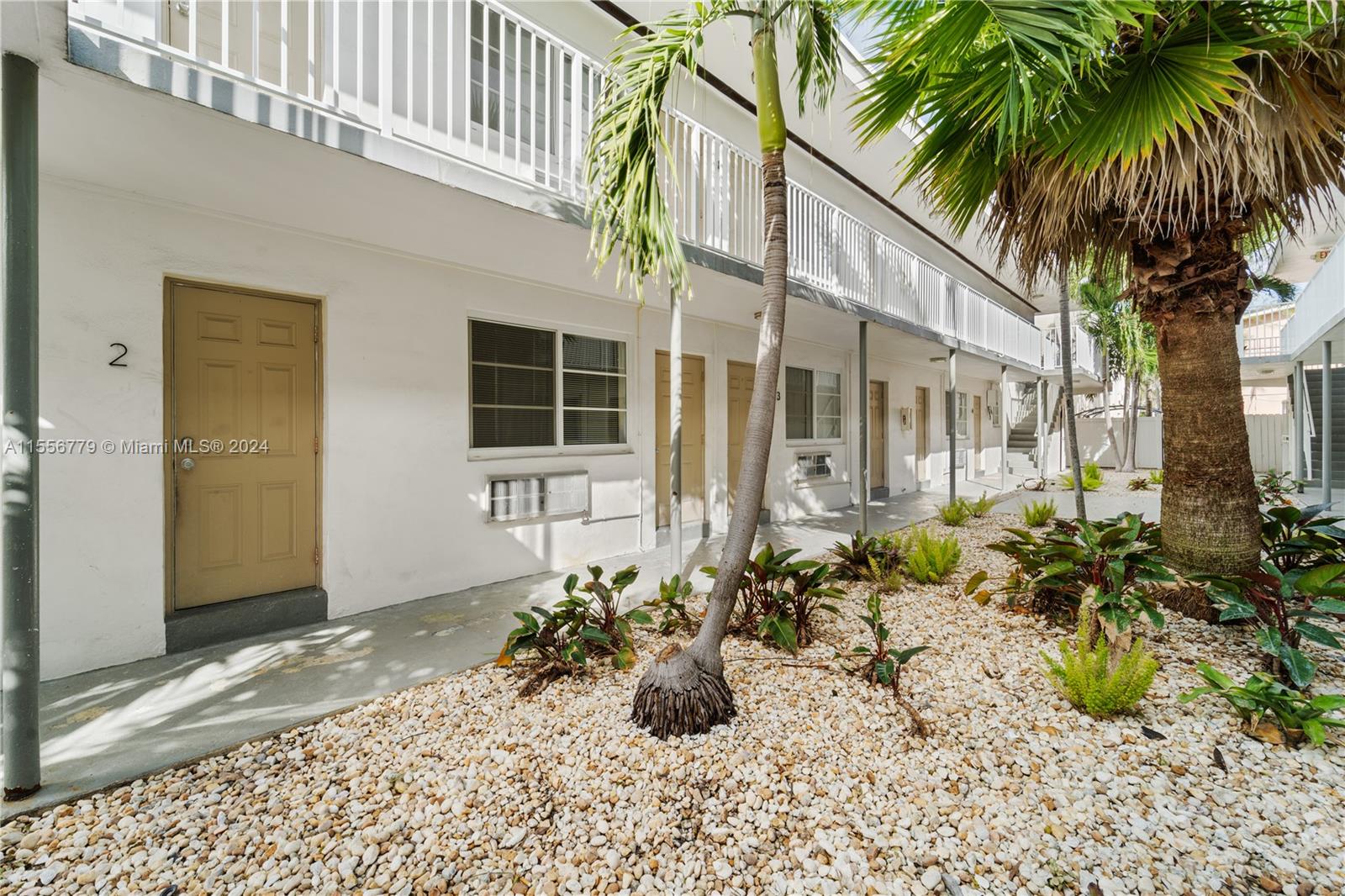 6905 Rue Vendome 9, Miami Beach, Florida 33141, 1 Bedroom Bedrooms, ,1 BathroomBathrooms,Residentiallease,For Rent,6905 Rue Vendome 9,A11556779