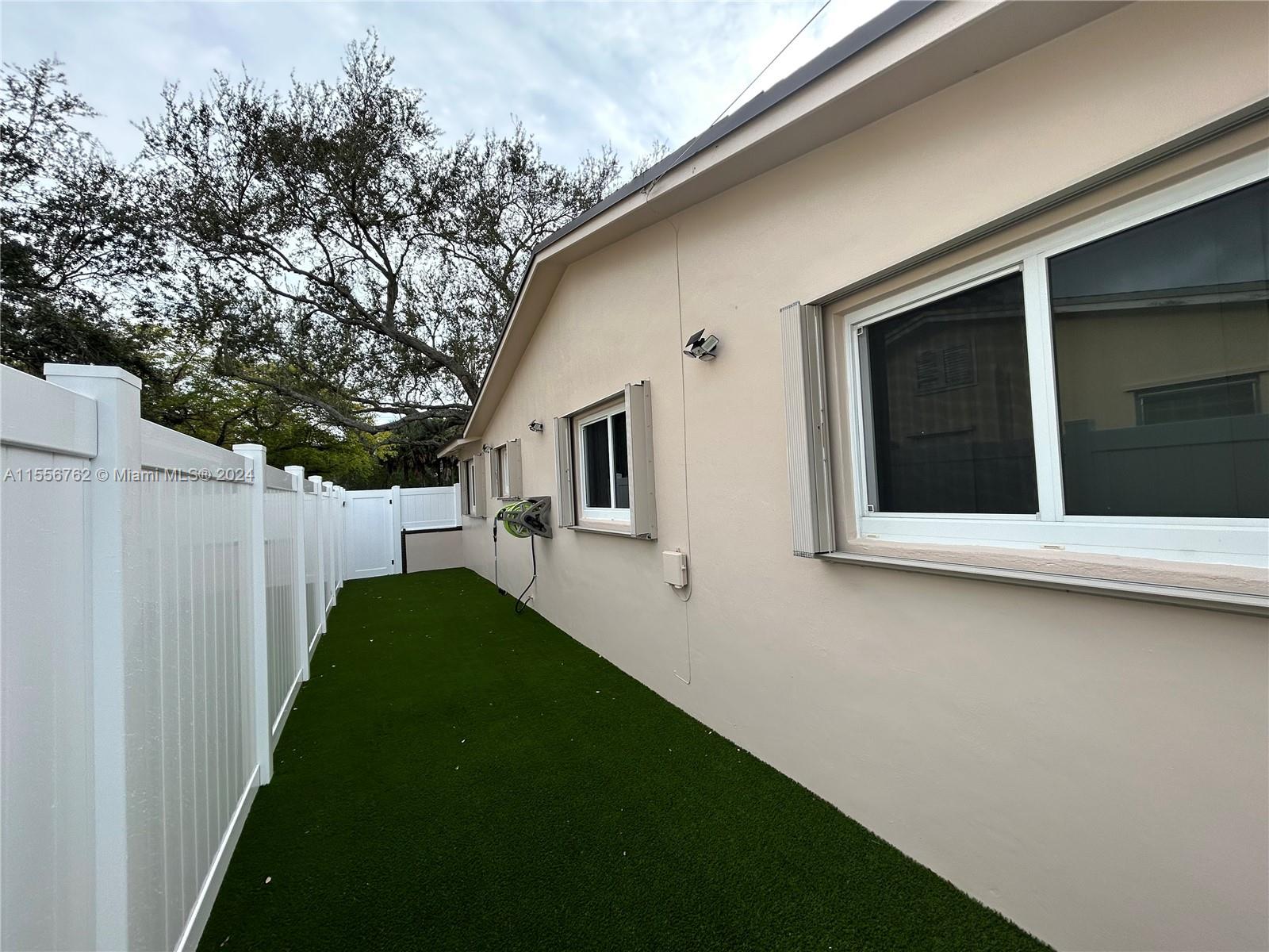 3825 Washington St, Hollywood, Florida 33021, 3 Bedrooms Bedrooms, ,3 BathroomsBathrooms,Residential,For Sale,3825 Washington St,A11556762