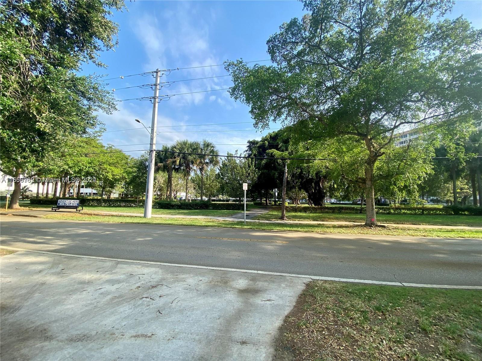 3825 Washington St, Hollywood, Florida 33021, 3 Bedrooms Bedrooms, ,3 BathroomsBathrooms,Residential,For Sale,3825 Washington St,A11556762