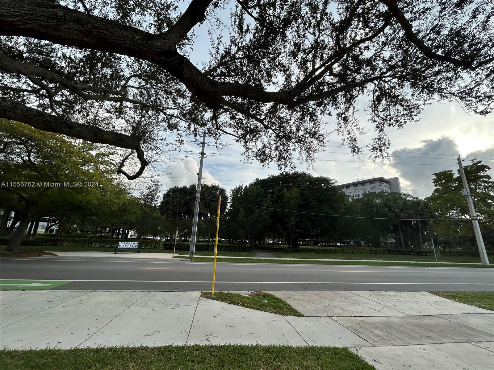 3825 Washington St, Hollywood, Florida 33021, 3 Bedrooms Bedrooms, ,3 BathroomsBathrooms,Residential,For Sale,3825 Washington St,A11556762