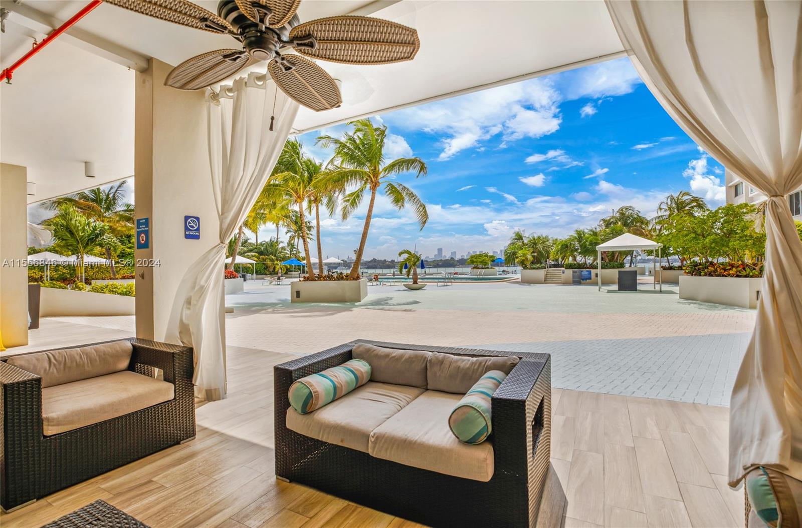 1200 West Ave 1120, Miami Beach, Florida 33139, 1 Bedroom Bedrooms, ,1 BathroomBathrooms,Residential,For Sale,1200 West Ave 1120,A11556846