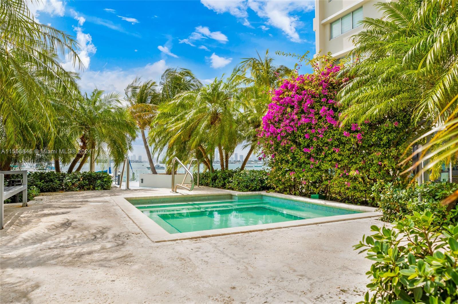1200 West Ave 1120, Miami Beach, Florida 33139, 1 Bedroom Bedrooms, ,1 BathroomBathrooms,Residential,For Sale,1200 West Ave 1120,A11556846
