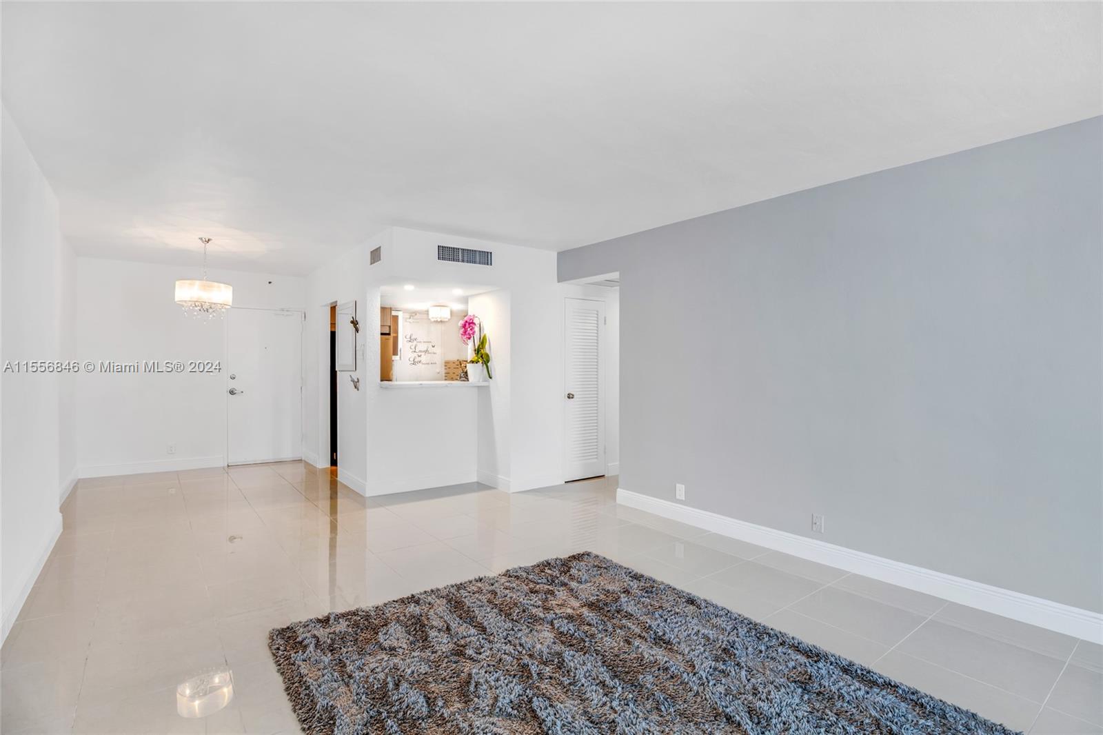 1200 West Ave 1120, Miami Beach, Florida 33139, 1 Bedroom Bedrooms, ,1 BathroomBathrooms,Residential,For Sale,1200 West Ave 1120,A11556846