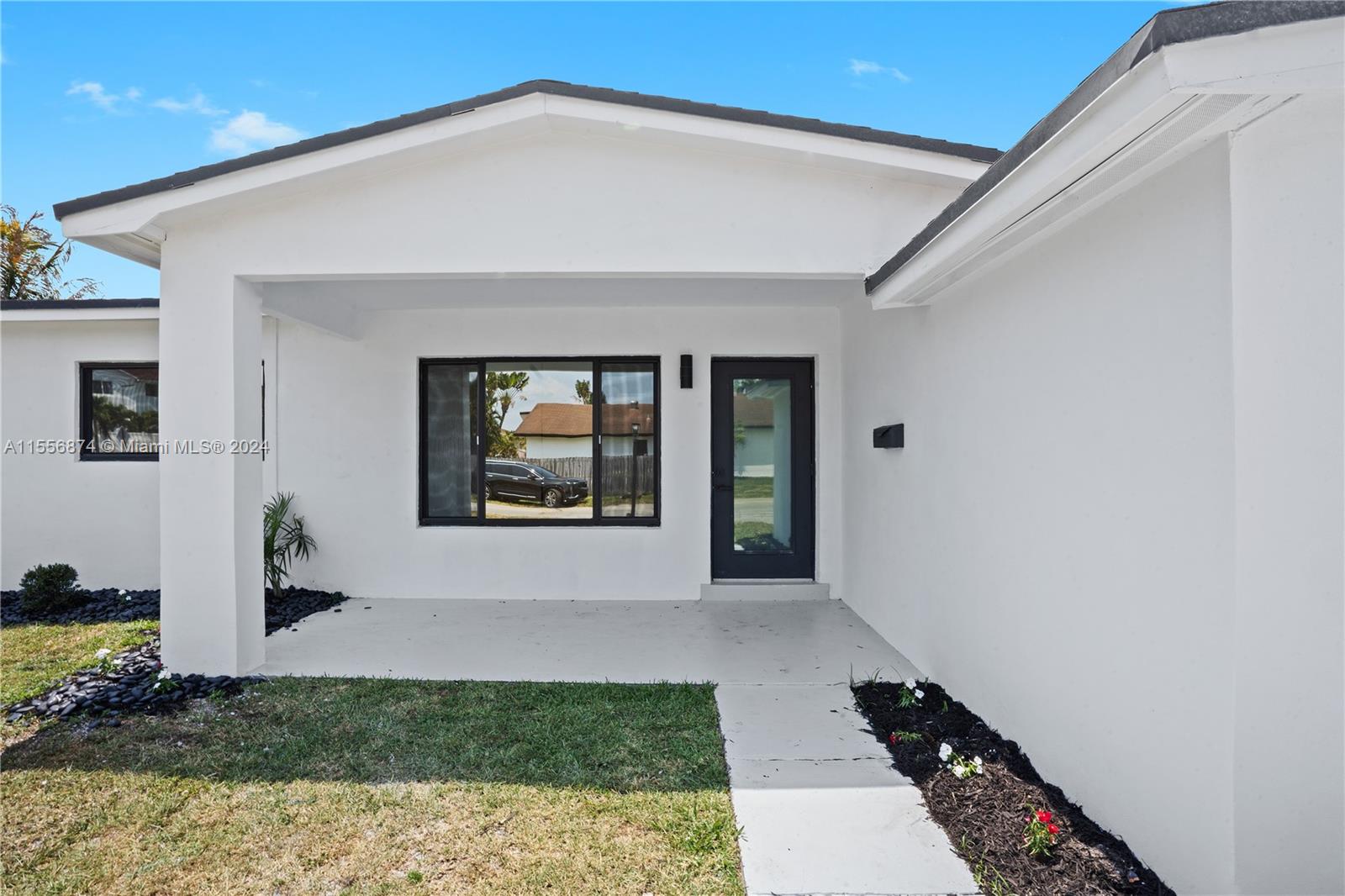 48 SE 7th St, Dania Beach, Florida 33004, 4 Bedrooms Bedrooms, ,3 BathroomsBathrooms,Residential,For Sale,48 SE 7th St,A11556874