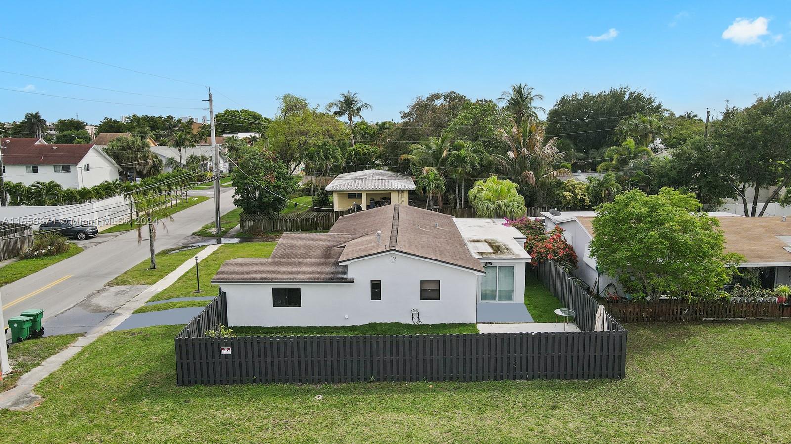 48 SE 7th St, Dania Beach, Florida 33004, 4 Bedrooms Bedrooms, ,3 BathroomsBathrooms,Residential,For Sale,48 SE 7th St,A11556874