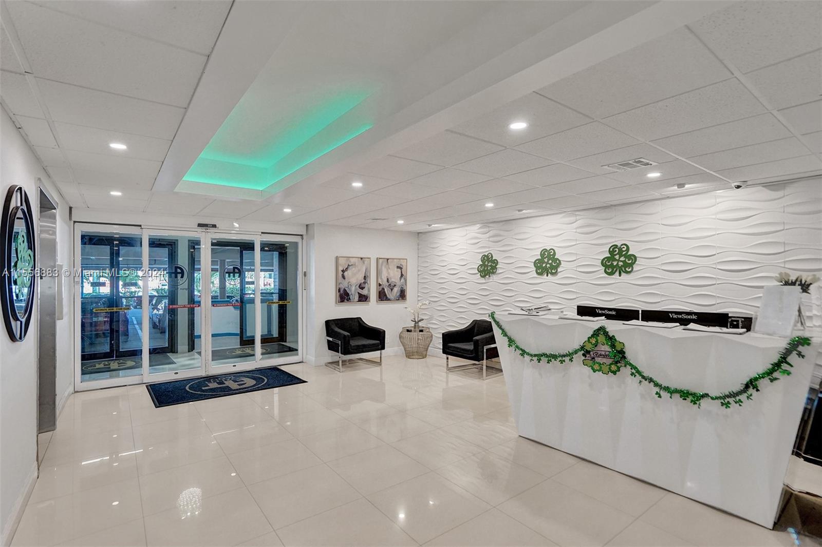 1600 S Ocean Dr 12E, Hollywood, Florida 33019, 2 Bedrooms Bedrooms, ,2 BathroomsBathrooms,Residentiallease,For Rent,1600 S Ocean Dr 12E,A11556883