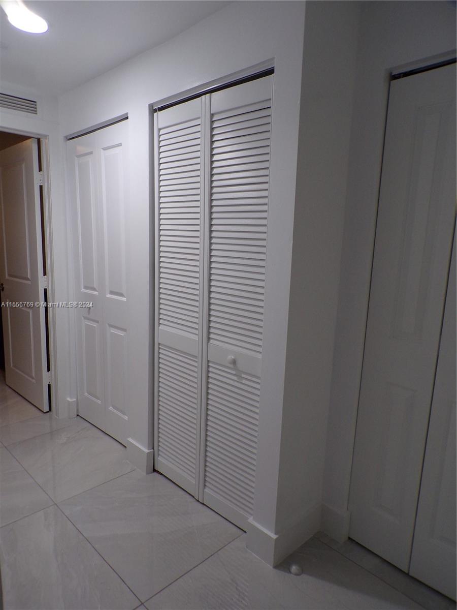 7900 Harbor Island Dr 509, North Bay Village, Florida 33141, 2 Bedrooms Bedrooms, ,2 BathroomsBathrooms,Residential,For Sale,7900 Harbor Island Dr 509,A11556769