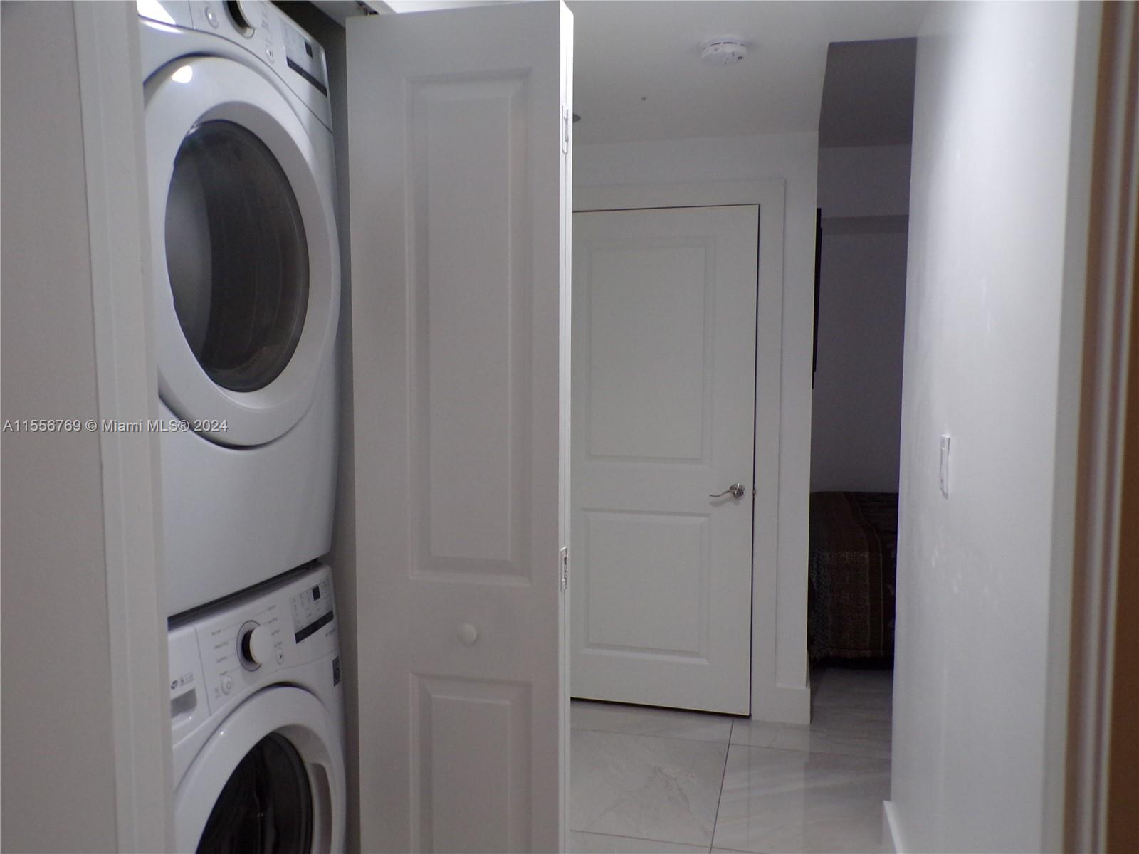 7900 Harbor Island Dr 509, North Bay Village, Florida 33141, 2 Bedrooms Bedrooms, ,2 BathroomsBathrooms,Residential,For Sale,7900 Harbor Island Dr 509,A11556769