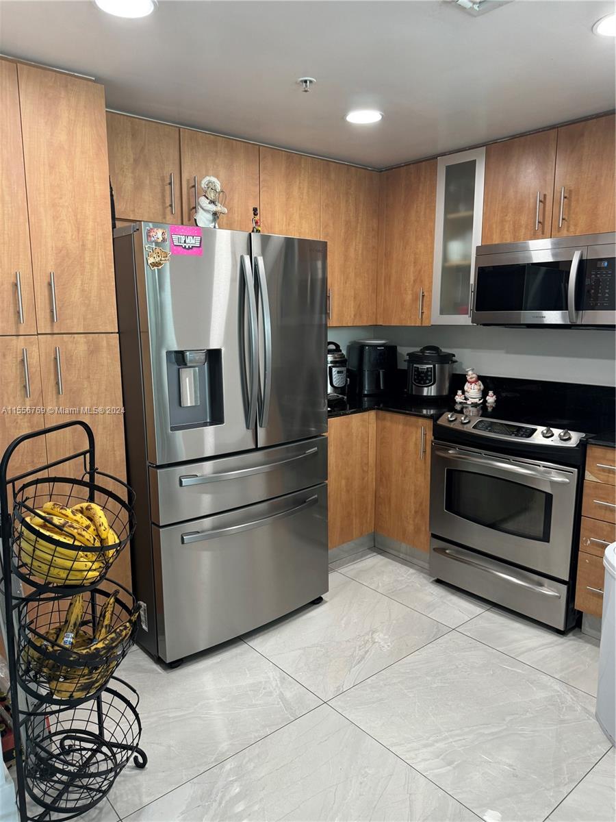 7900 Harbor Island Dr 509, North Bay Village, Florida 33141, 2 Bedrooms Bedrooms, ,2 BathroomsBathrooms,Residential,For Sale,7900 Harbor Island Dr 509,A11556769