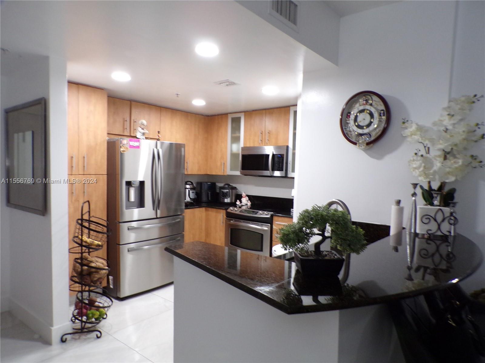 7900 Harbor Island Dr 509, North Bay Village, Florida 33141, 2 Bedrooms Bedrooms, ,2 BathroomsBathrooms,Residential,For Sale,7900 Harbor Island Dr 509,A11556769