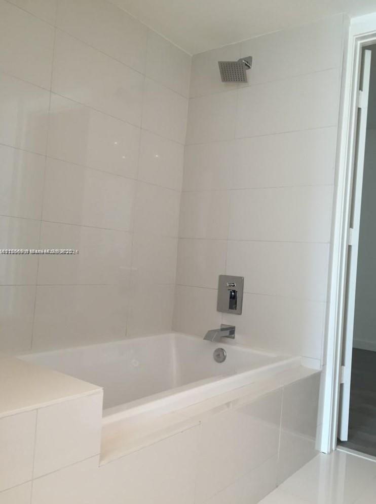 1100 S Miami Ave 2603, Miami, Florida 33130, 1 Bedroom Bedrooms, ,1 BathroomBathrooms,Residentiallease,For Rent,1100 S Miami Ave 2603,A11556901