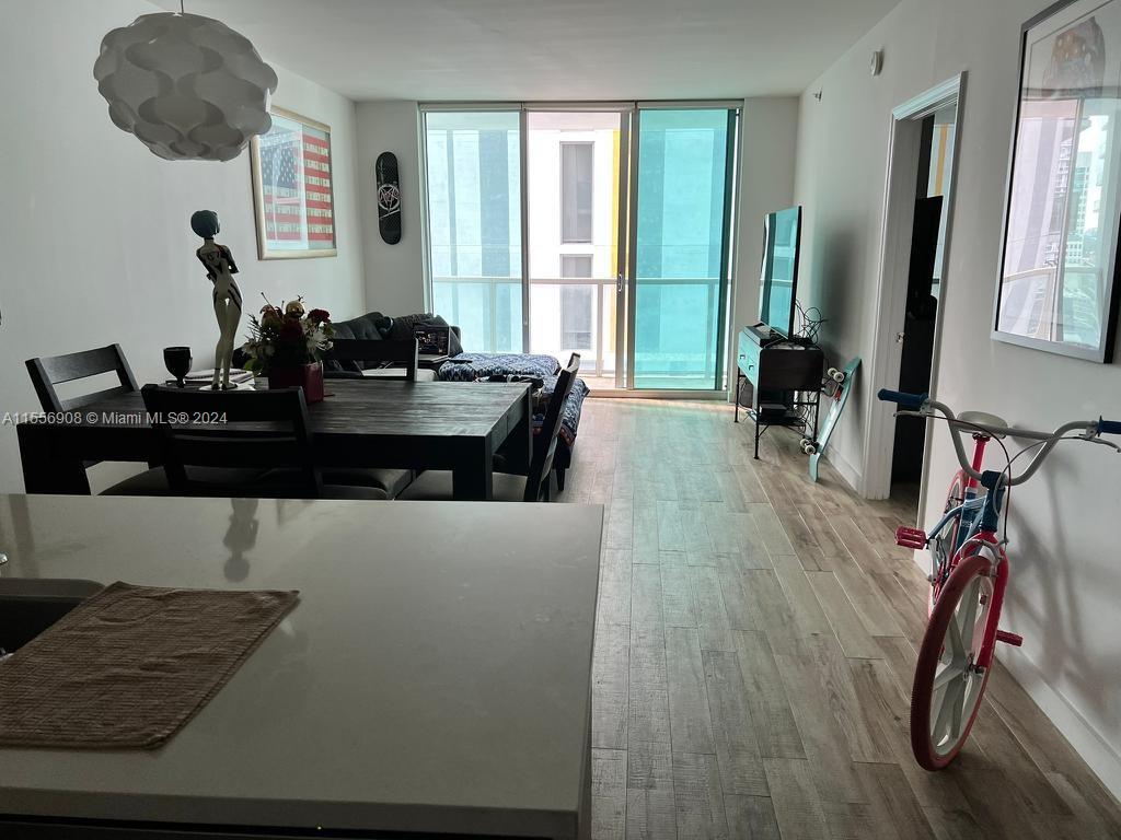 55 SE 6th St 1800, Miami, Florida 33131, 1 Bedroom Bedrooms, ,1 BathroomBathrooms,Residentiallease,For Rent,55 SE 6th St 1800,A11556908