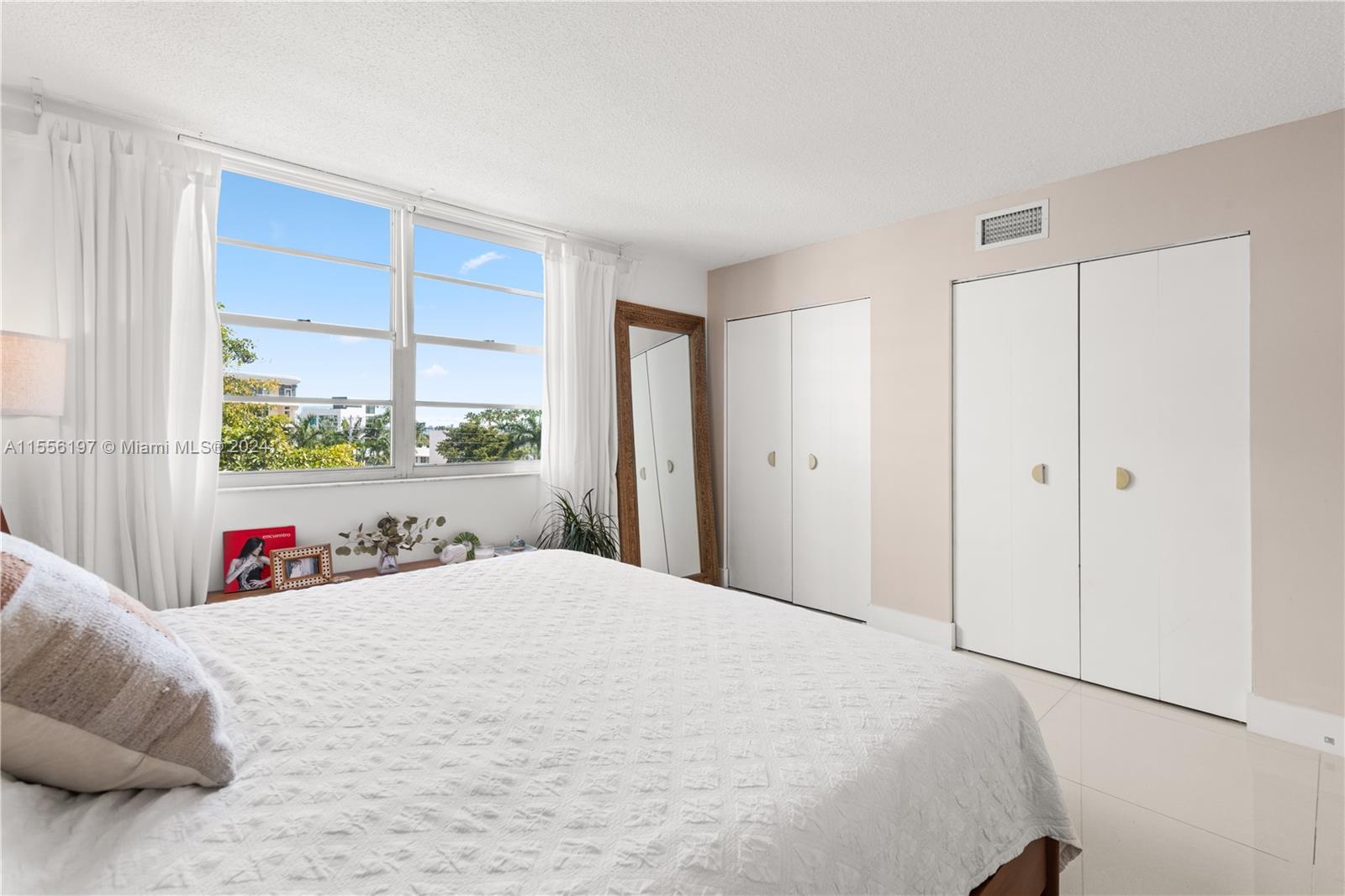 5 Island Ave 4K, Miami Beach, Florida 33139, 1 Bedroom Bedrooms, ,1 BathroomBathrooms,Residential,For Sale,5 Island Ave 4K,A11556197