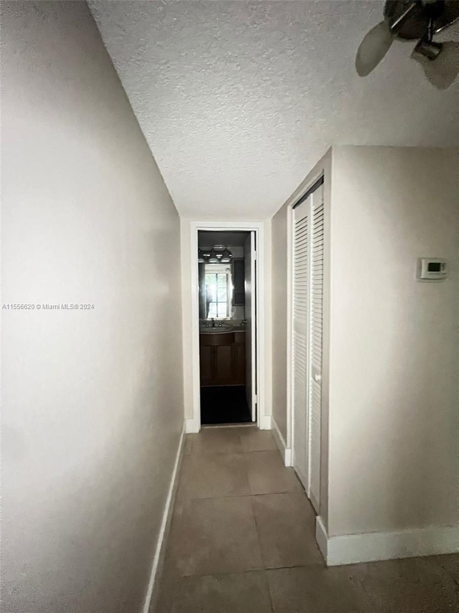 800 Parkview Dr 126, Hallandale Beach, Florida 33009, 1 Bedroom Bedrooms, ,1 BathroomBathrooms,Residential,For Sale,800 Parkview Dr 126,A11556620