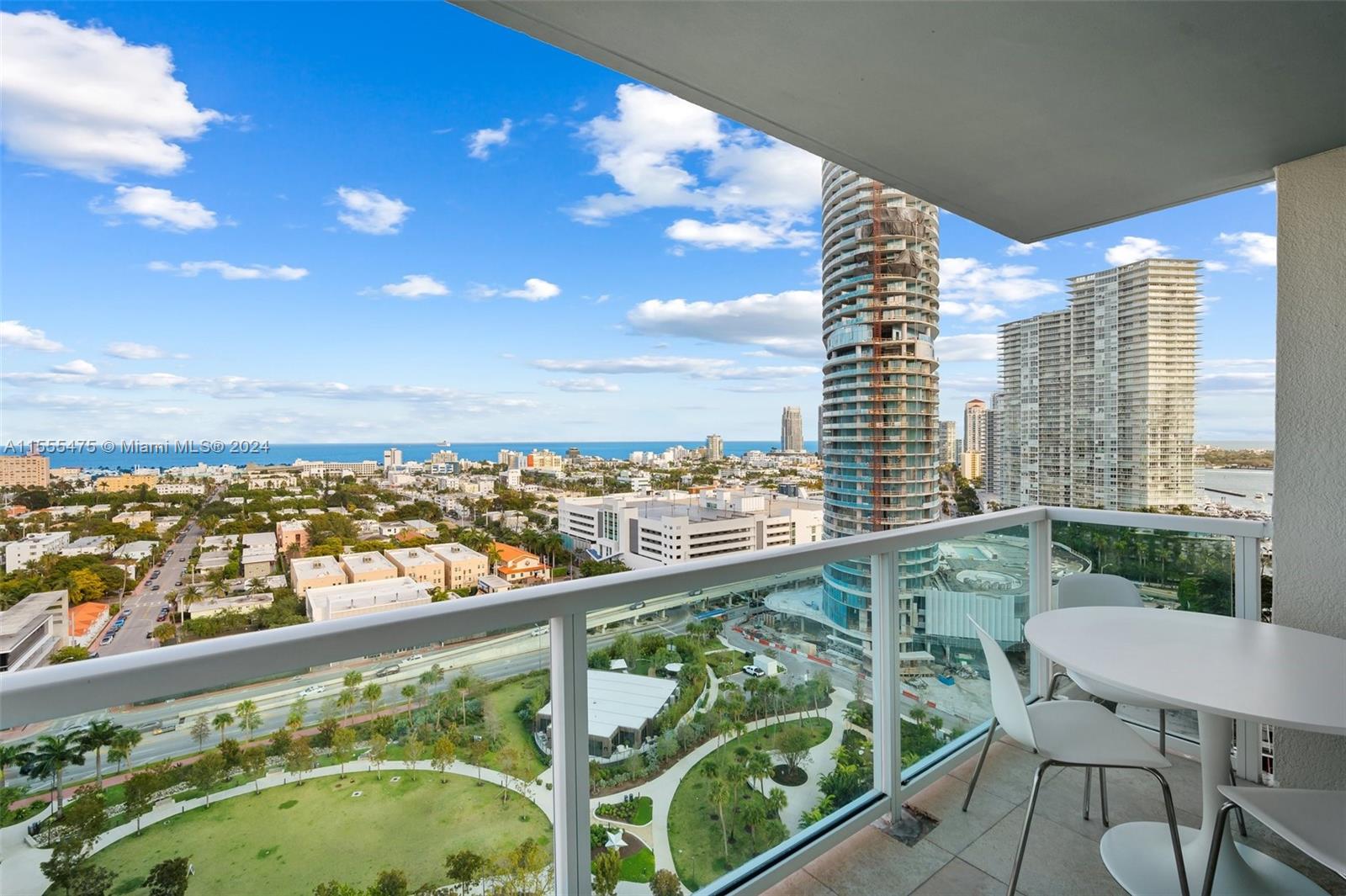 650 West Ave 2104, Miami Beach, Florida 33139, 2 Bedrooms Bedrooms, ,2 BathroomsBathrooms,Residential,For Sale,650 West Ave 2104,A11555475