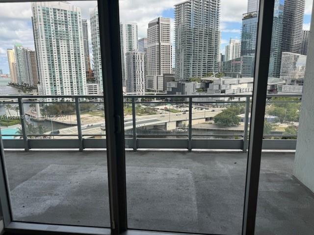 90 SW 3rd St 1702, Miami, Florida 33130, 2 Bedrooms Bedrooms, ,2 BathroomsBathrooms,Residential,For Sale,90 SW 3rd St 1702,A11552718
