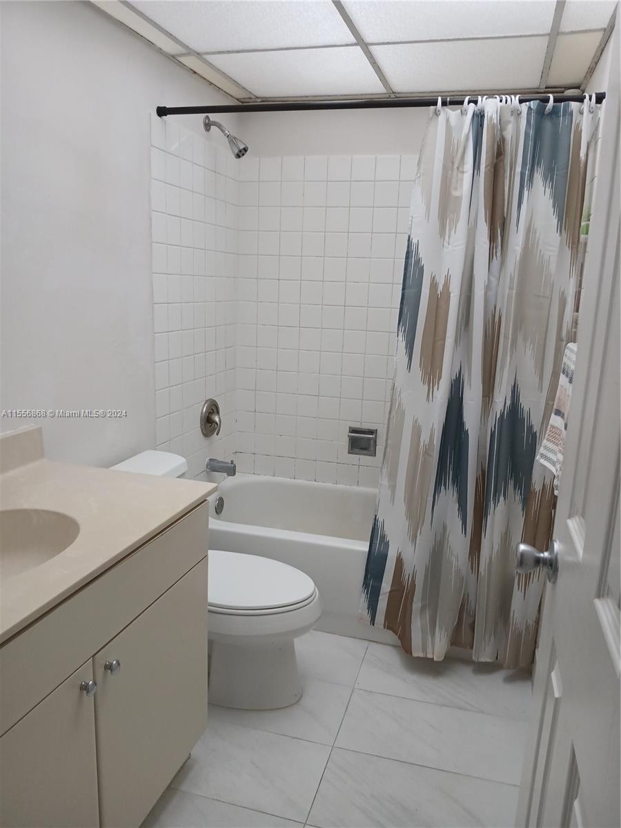 12019 SW 110th St Cir E 12019, Miami, Florida 33186, 2 Bedrooms Bedrooms, ,1 BathroomBathrooms,Residentiallease,For Rent,12019 SW 110th St Cir E 12019,A11556868