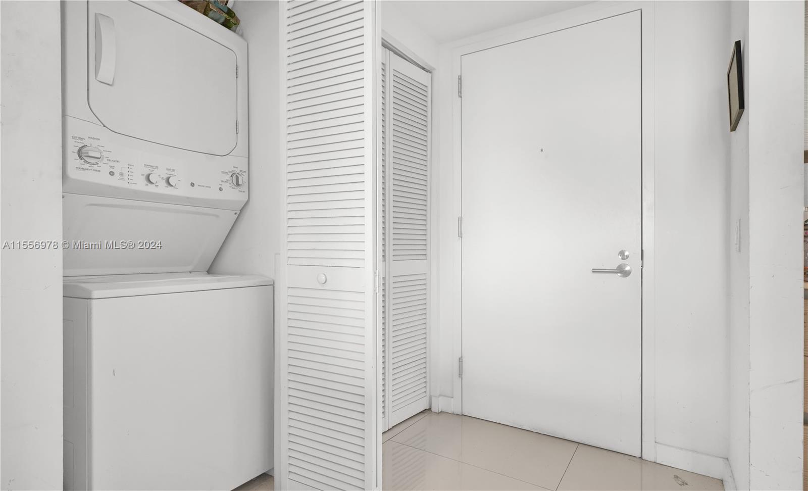 4250 Biscayne Blvd 511, Miami, Florida 33137, 1 Bedroom Bedrooms, ,1 BathroomBathrooms,Residential,For Sale,4250 Biscayne Blvd 511,A11556978