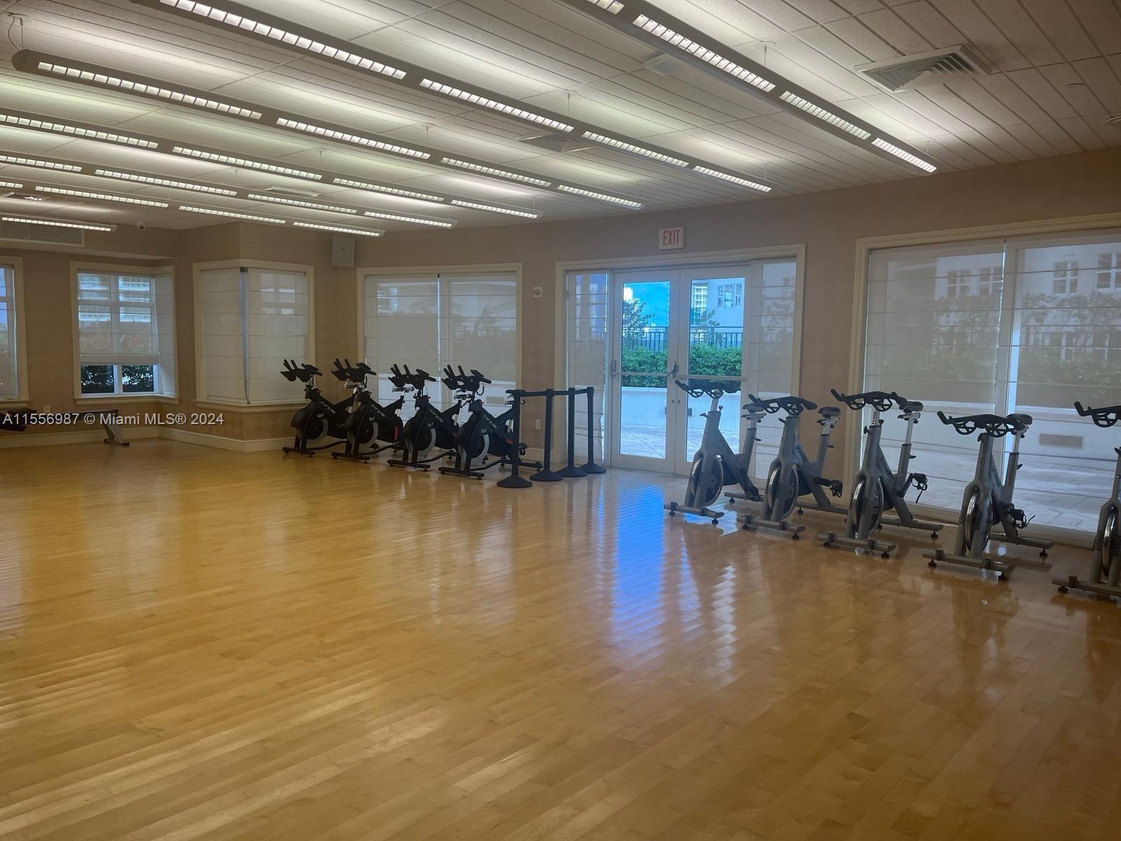 19900 E Country Club Dr 214, Aventura, Florida 33180, 1 Bedroom Bedrooms, ,1 BathroomBathrooms,Residential,For Sale,19900 E Country Club Dr 214,A11556987