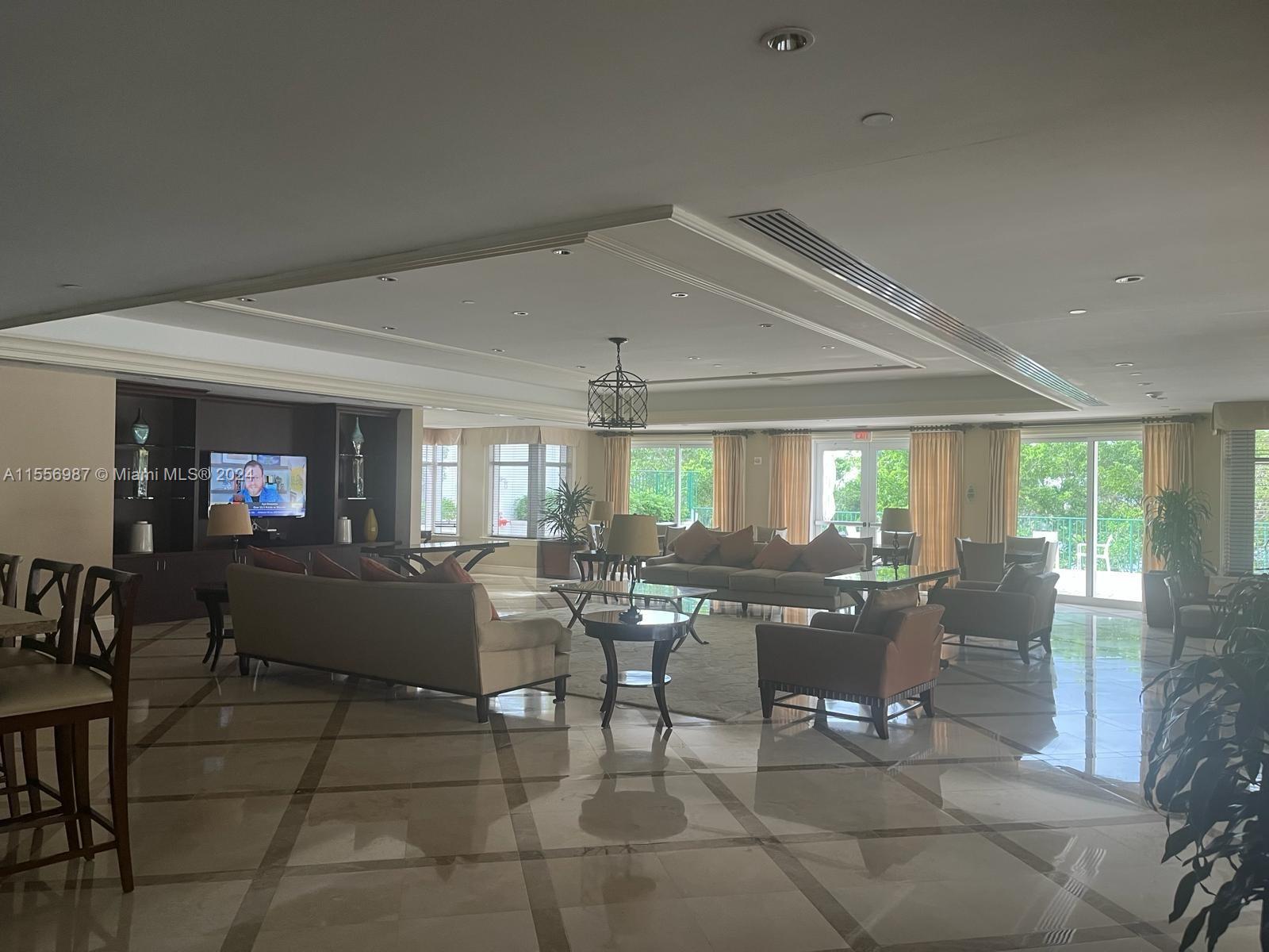 19900 E Country Club Dr 214, Aventura, Florida 33180, 1 Bedroom Bedrooms, ,1 BathroomBathrooms,Residential,For Sale,19900 E Country Club Dr 214,A11556987