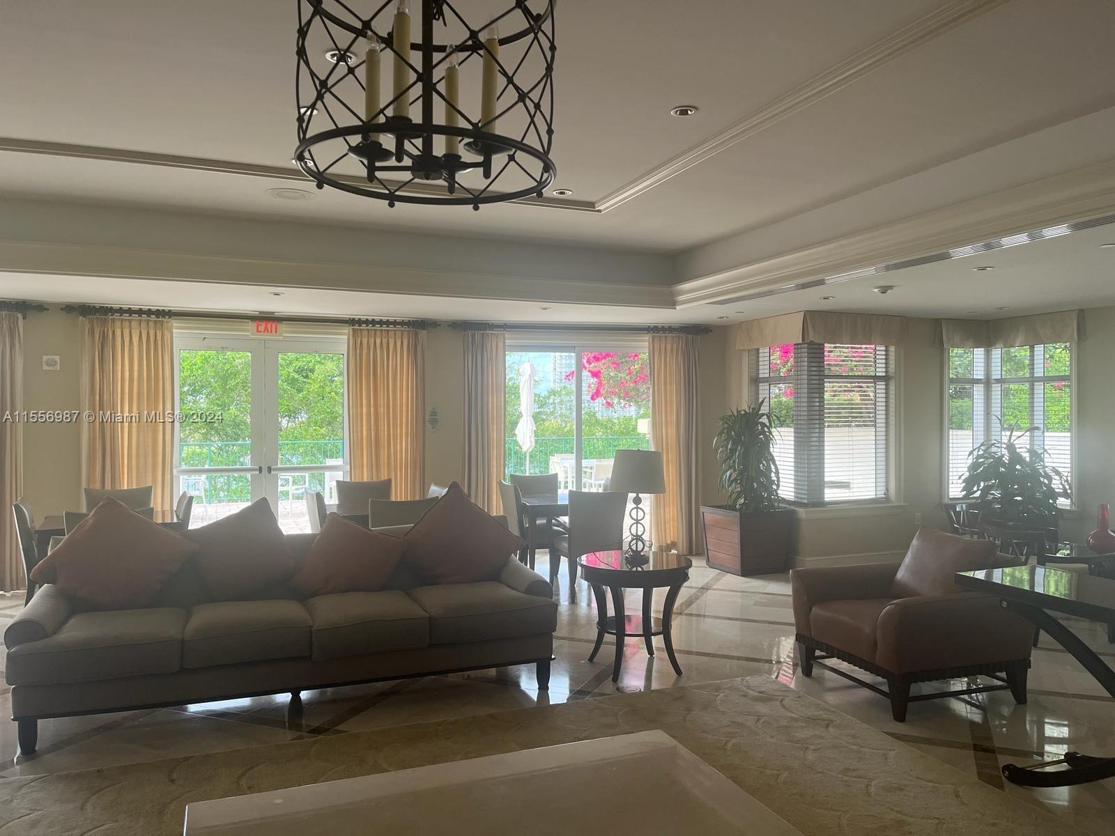 19900 E Country Club Dr 214, Aventura, Florida 33180, 1 Bedroom Bedrooms, ,1 BathroomBathrooms,Residential,For Sale,19900 E Country Club Dr 214,A11556987