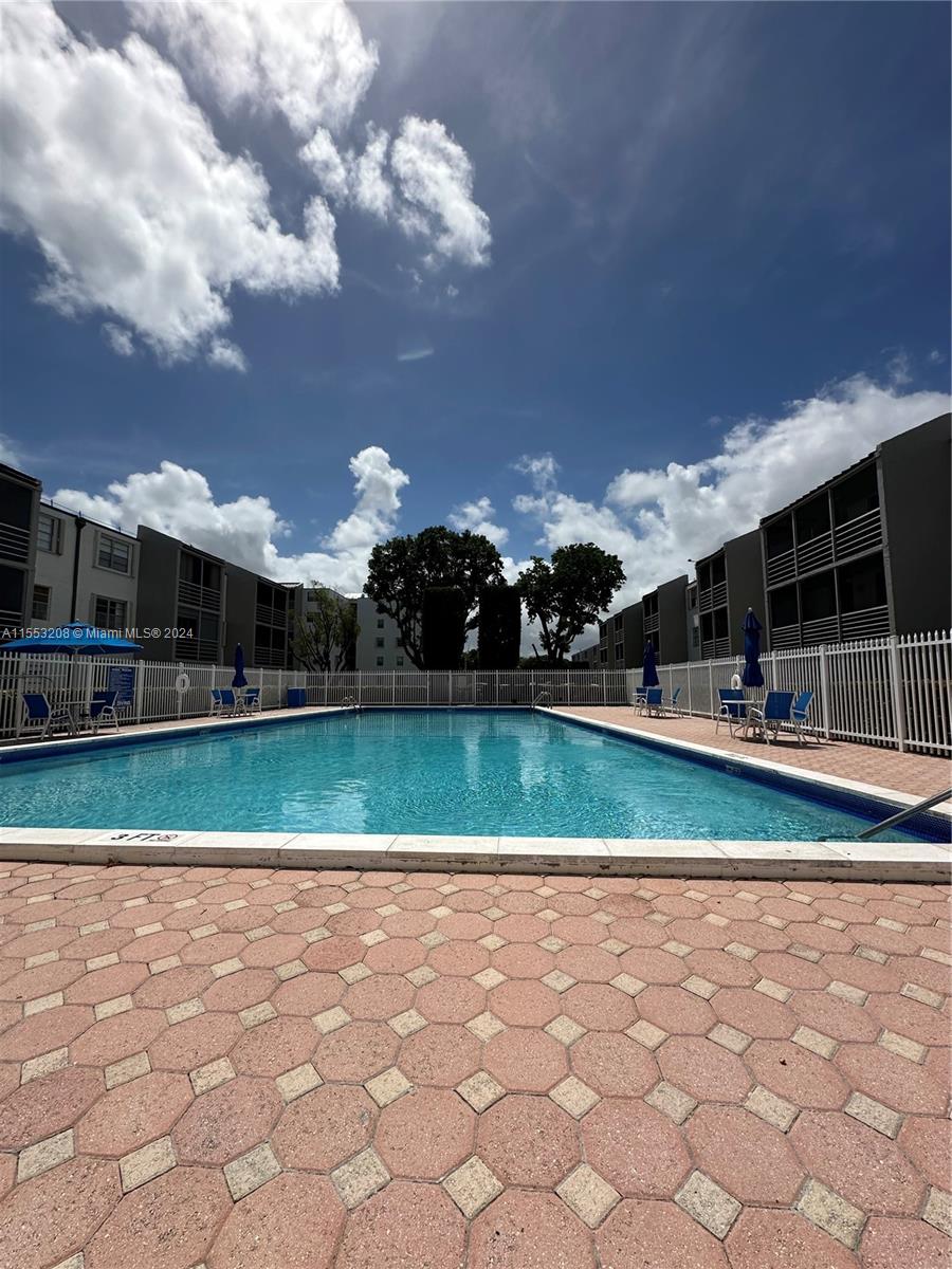 14155 SW 87th St E107, Miami, Florida 33183, 2 Bedrooms Bedrooms, ,2 BathroomsBathrooms,Residentiallease,For Rent,14155 SW 87th St E107,A11553208