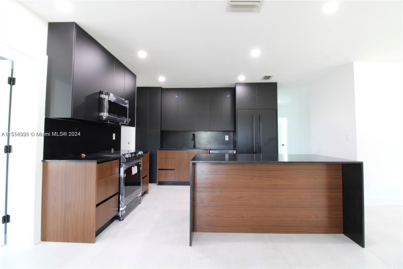 199 NW 87th St, El Portal, Florida 33150, 4 Bedrooms Bedrooms, ,2 BathroomsBathrooms,Residential,For Sale,199 NW 87th St,A11556991