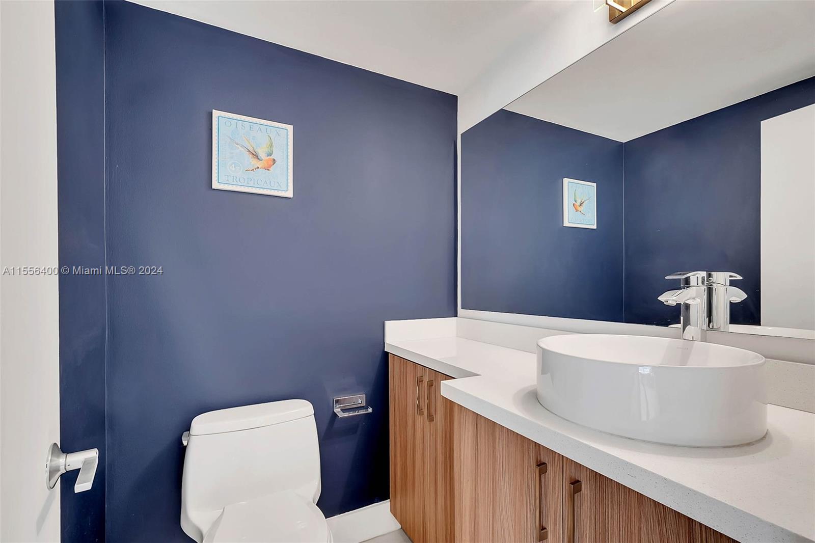 701 Brickell Key Blvd 812, Miami, Florida 33131, 3 Bedrooms Bedrooms, ,2 BathroomsBathrooms,Residential,For Sale,701 Brickell Key Blvd 812,A11556400