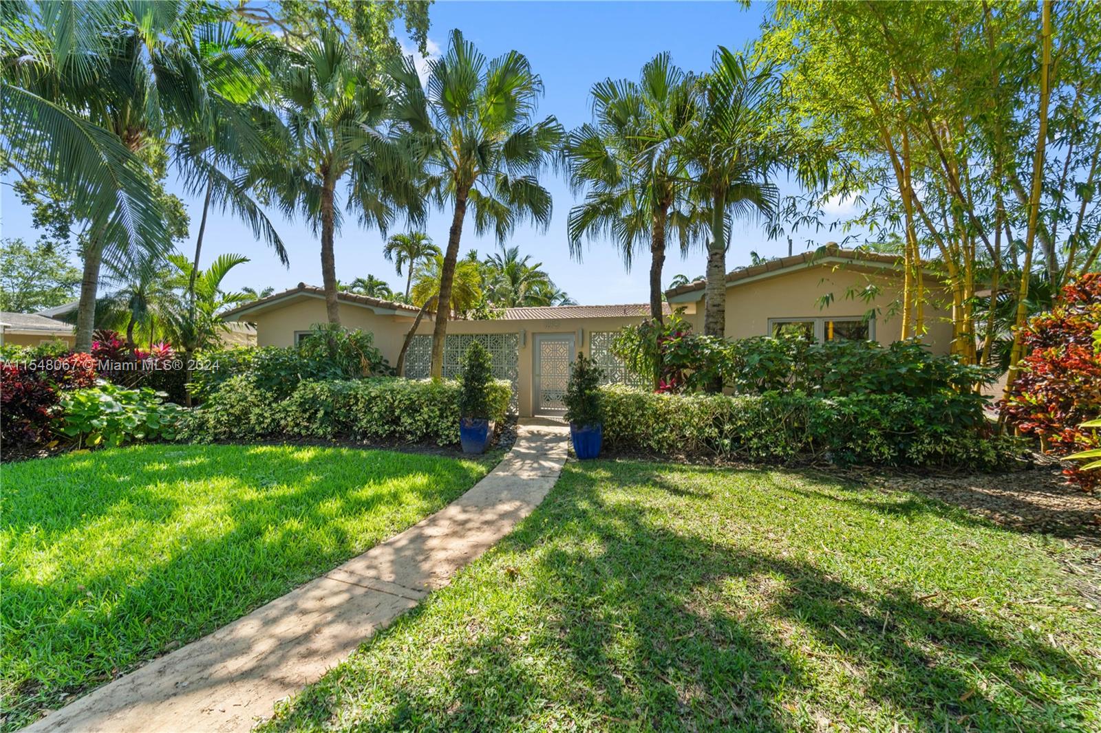 1210 NE 91st Ter, Miami Shores, Florida 33138, 3 Bedrooms Bedrooms, ,3 BathroomsBathrooms,Residential,For Sale,1210 NE 91st Ter,A11548067