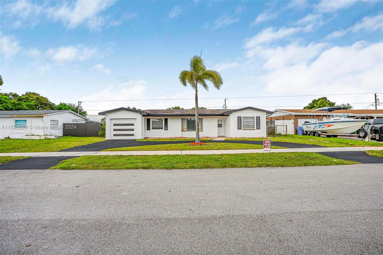 7525  Hayes St  For Sale A11556699, FL